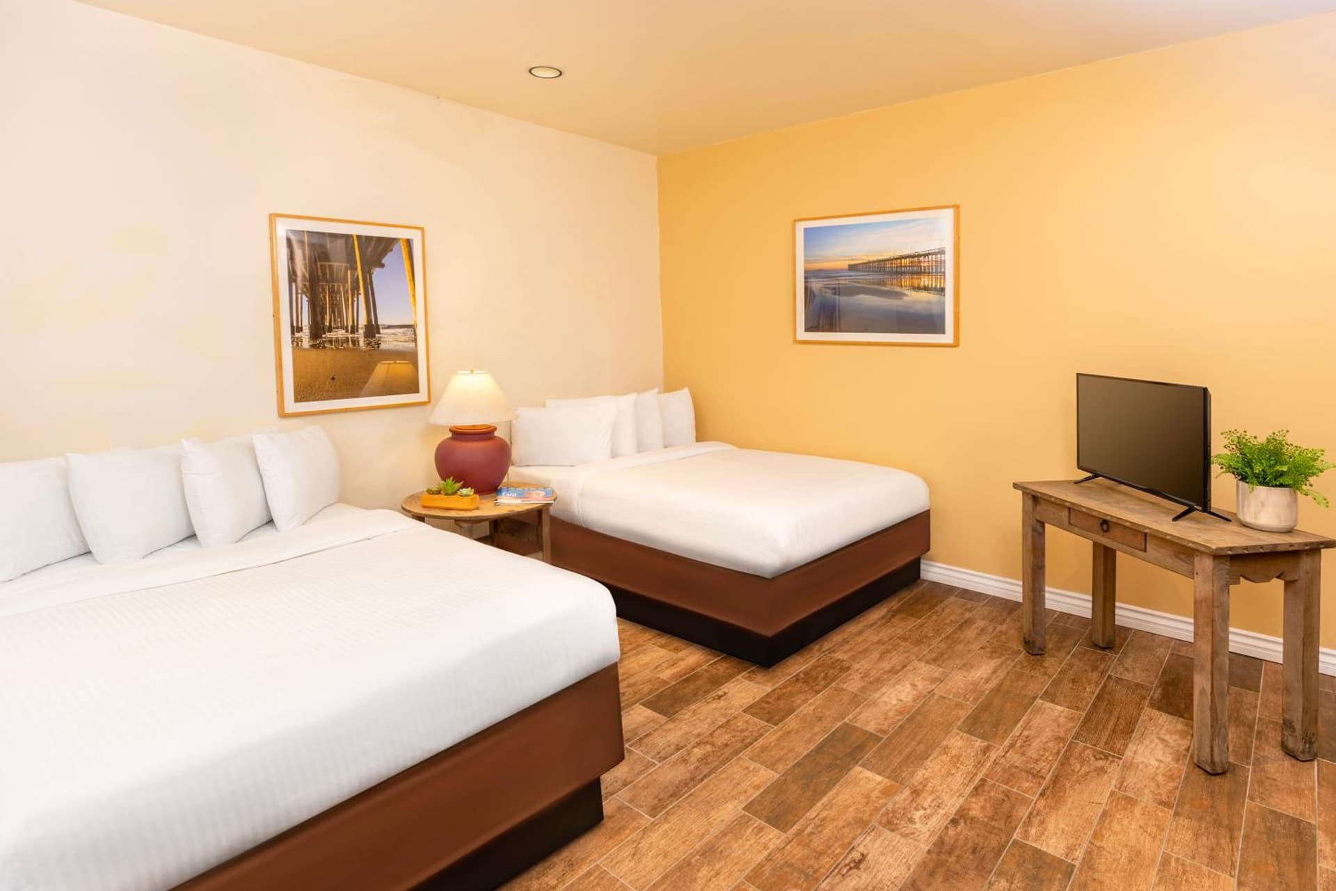 Clocktower Inn Ventura interior in Ventura, CA — gallery photo 2