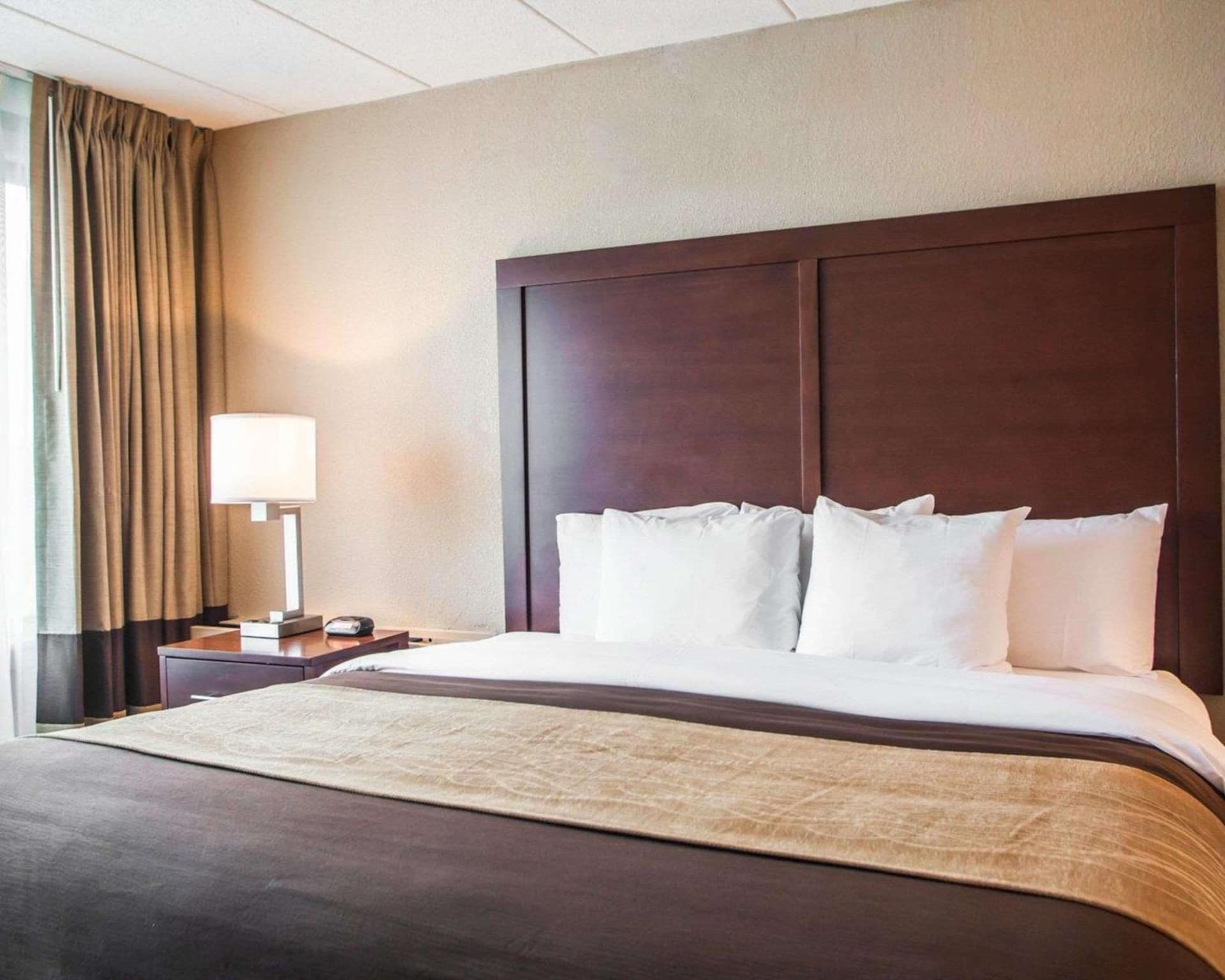Quality Inn & Suites Orland Park - Chicago gallery photo in Orland Park, IL — image 7