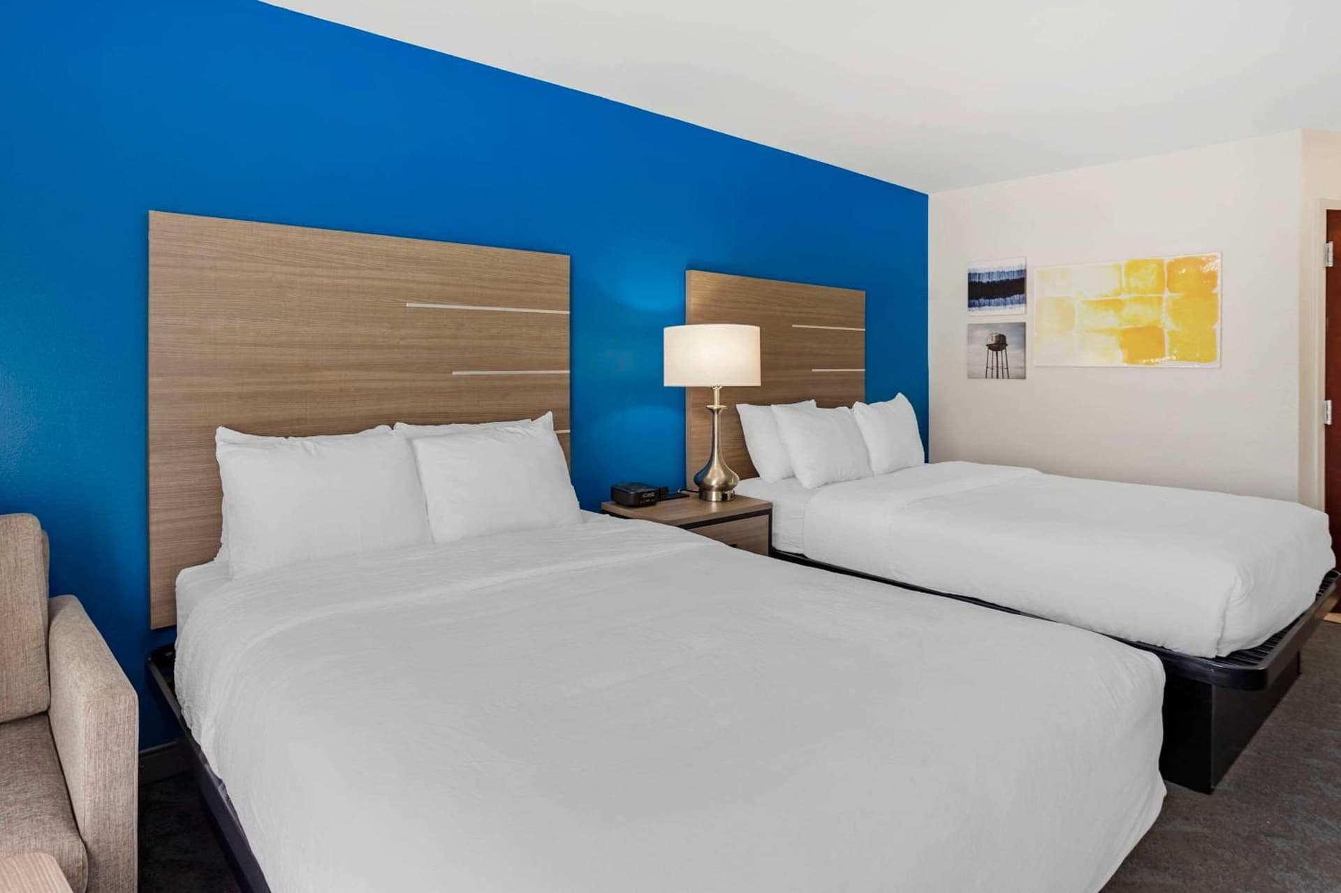Comfort Inn & Suites Harrisburg-Hershey North gallery photo in Harrisburg, PA — image 26