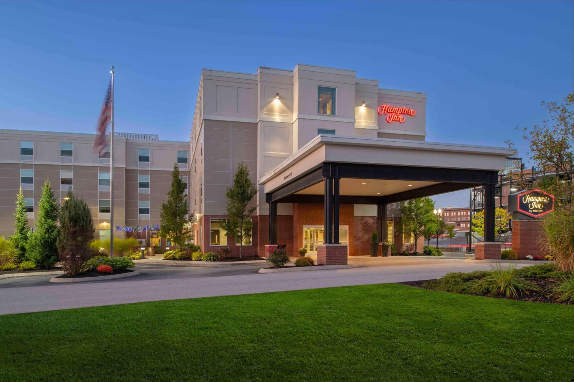 Hampton Inn Lewiston-Auburn property views in Lewiston, ME — gallery photo 3