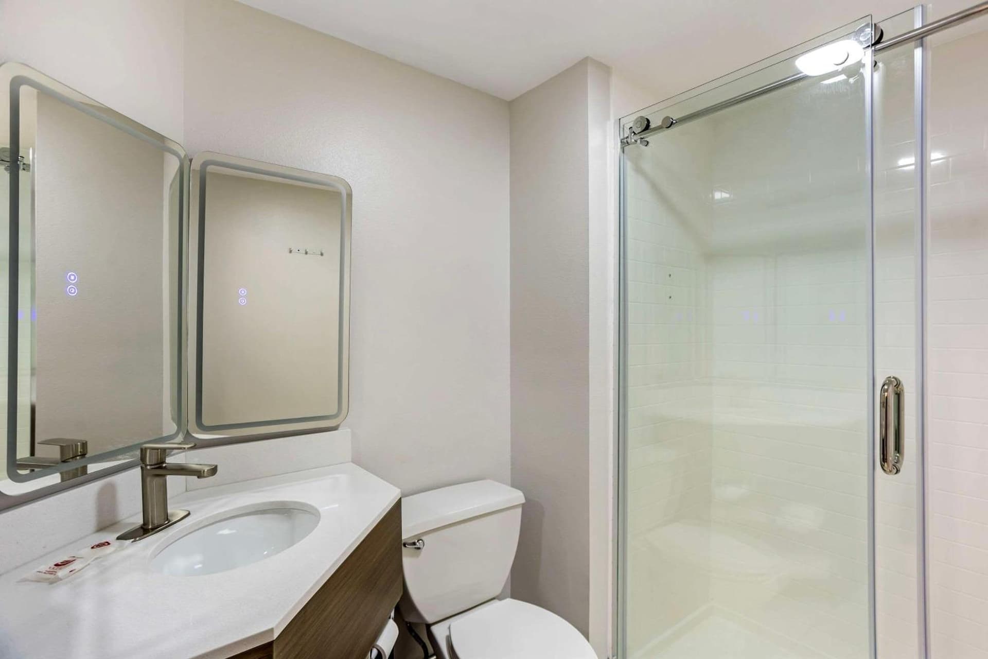 Comfort Inn & Suites Harrisburg-Hershey North gallery photo in Harrisburg, PA — image 36