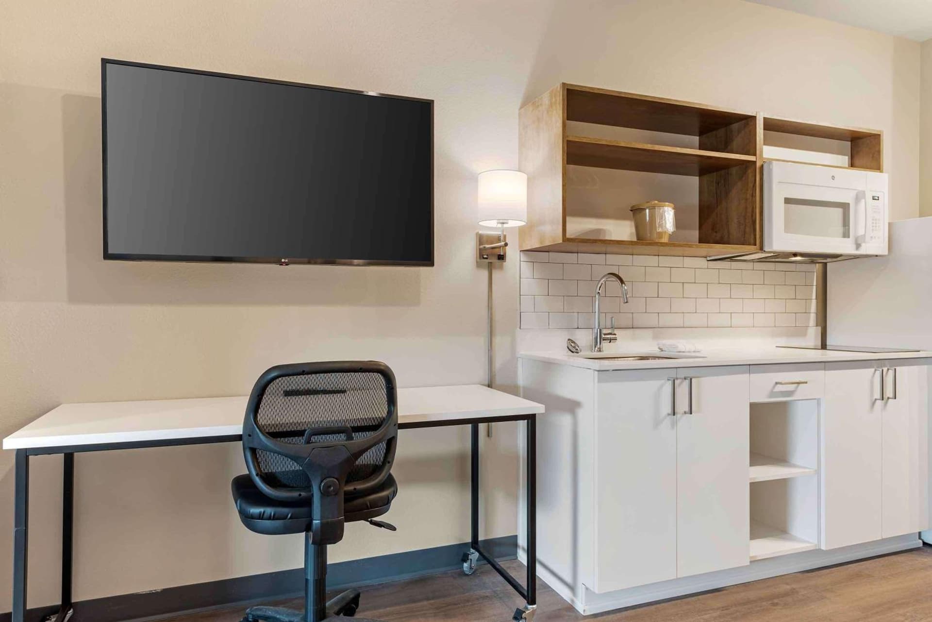 Extended Stay America Premier Suites - Pueblo gallery photo in Pueblo, CO — image 15