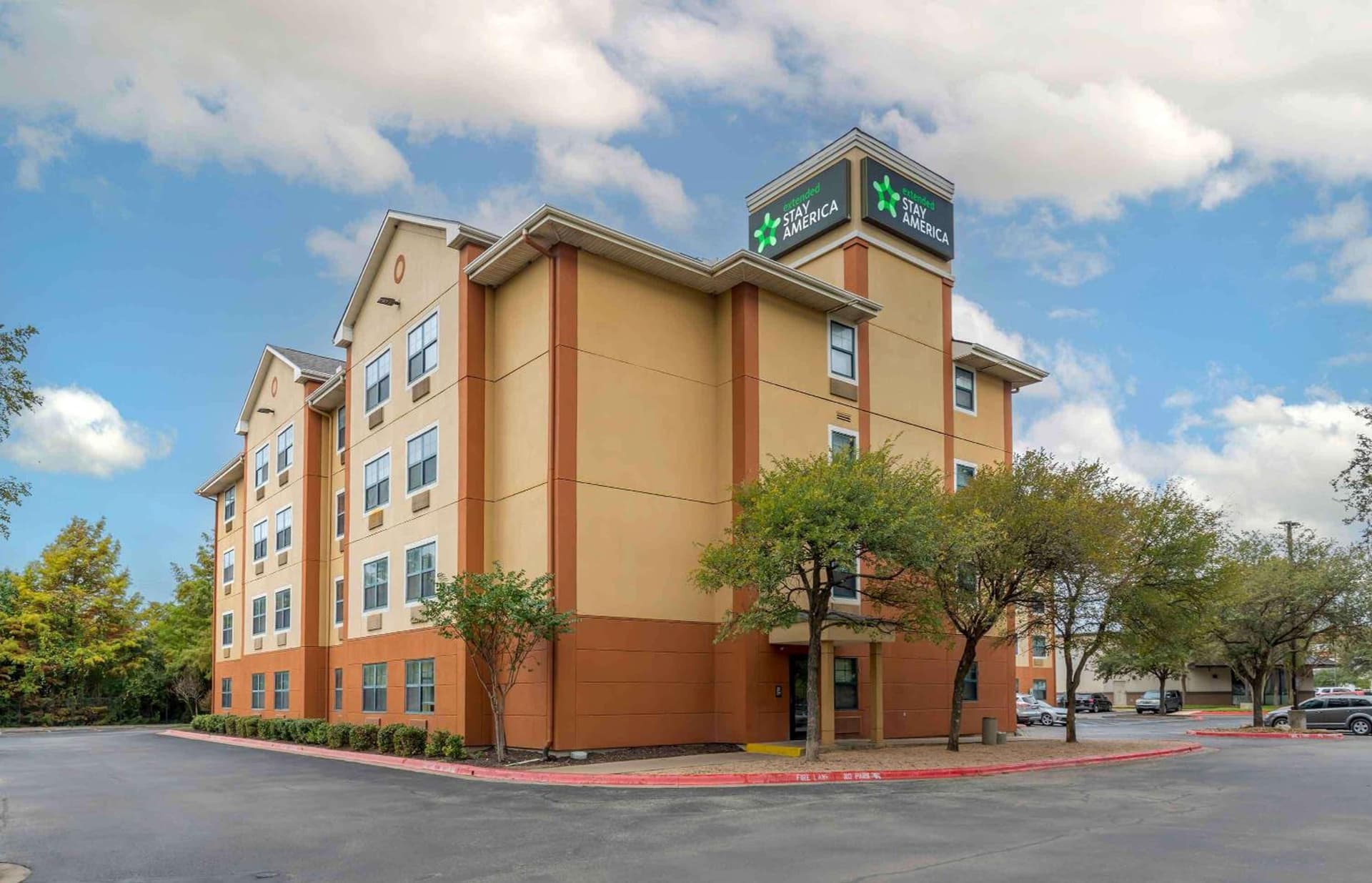 Extended Stay America Select Suites - Austin - Northwest - Lakeline Mall featured exterior or lobby in Austin, TX — similar hotel