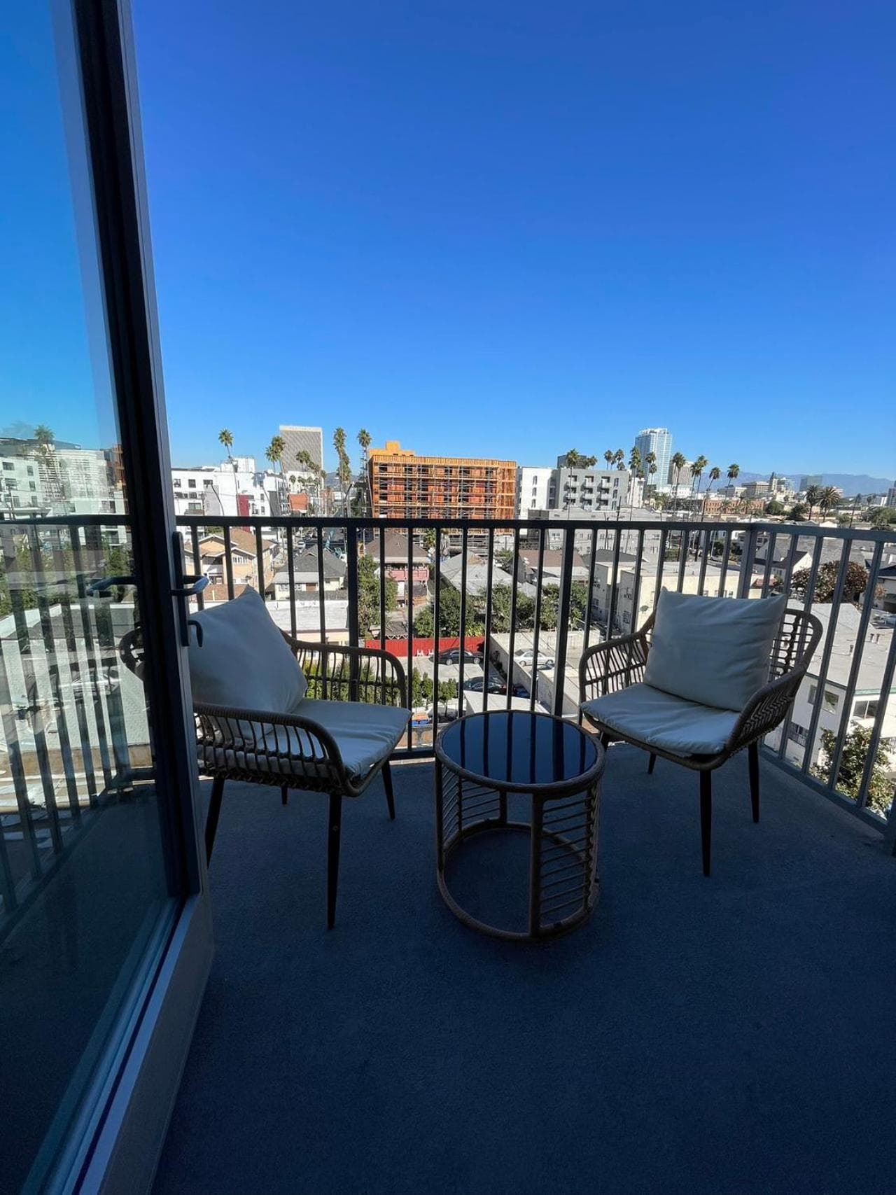 Elegant Retreat in the Heart of LA, Discover Your Lavish Hideaway featured exterior or lobby in Los Angeles, CA — similar hotel