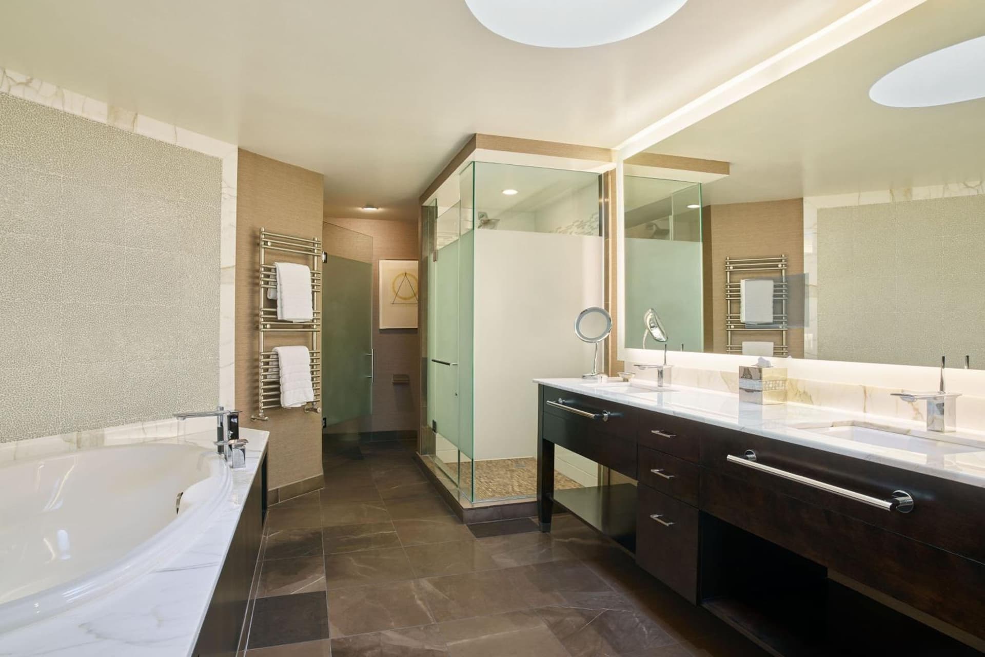The Westin Kansas City at Crown Center gallery photo in Kansas City, MO — image 9