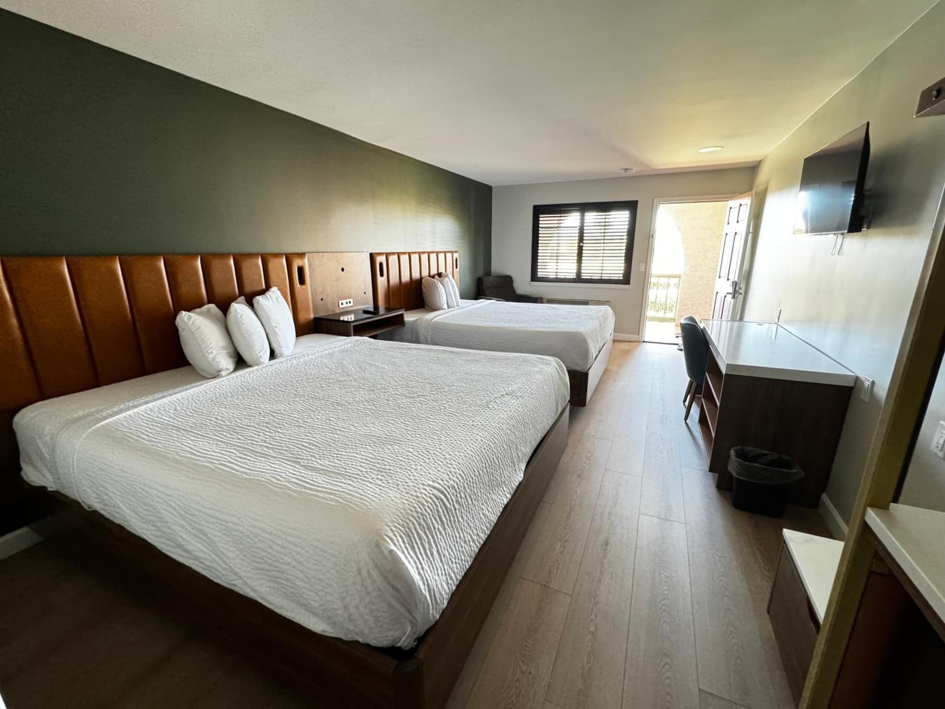 SureStay by Best Western Morgan Hill property views in Morgan Hill, CA — gallery photo 3
