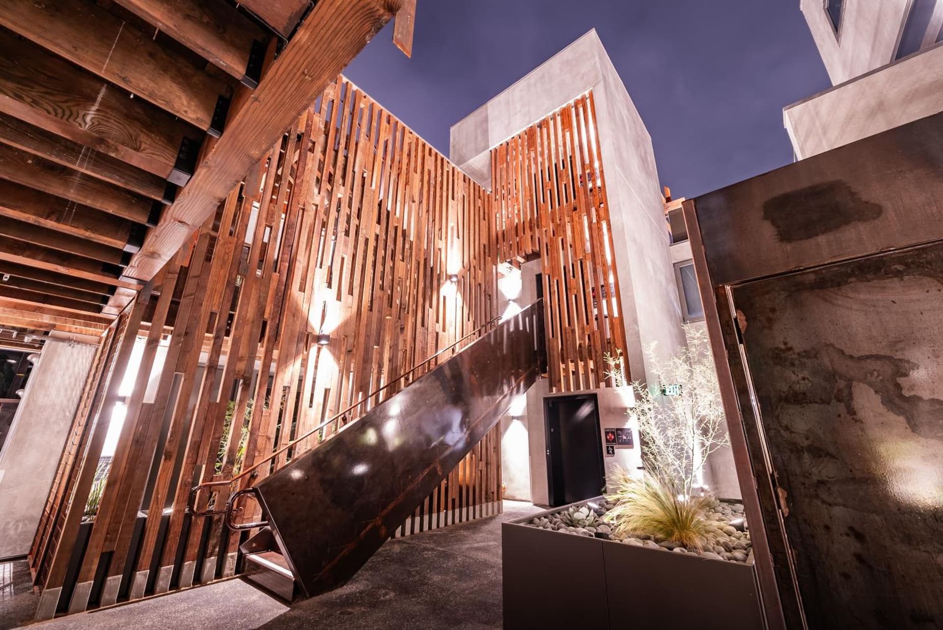 City24 Condo Hotel Little Italy Mission Hills gallery photo in San Diego, CA — image 15