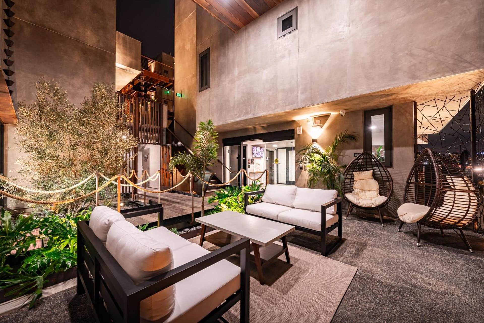 City24 Condo Hotel Little Italy Mission Hills gallery photo in San Diego, CA — image 35