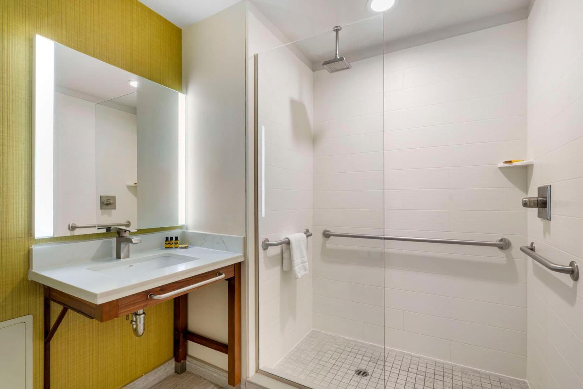 Best Western Plus Gardena-Los Angeles Inn & Suites gallery photo in Gardena, CA — image 18
