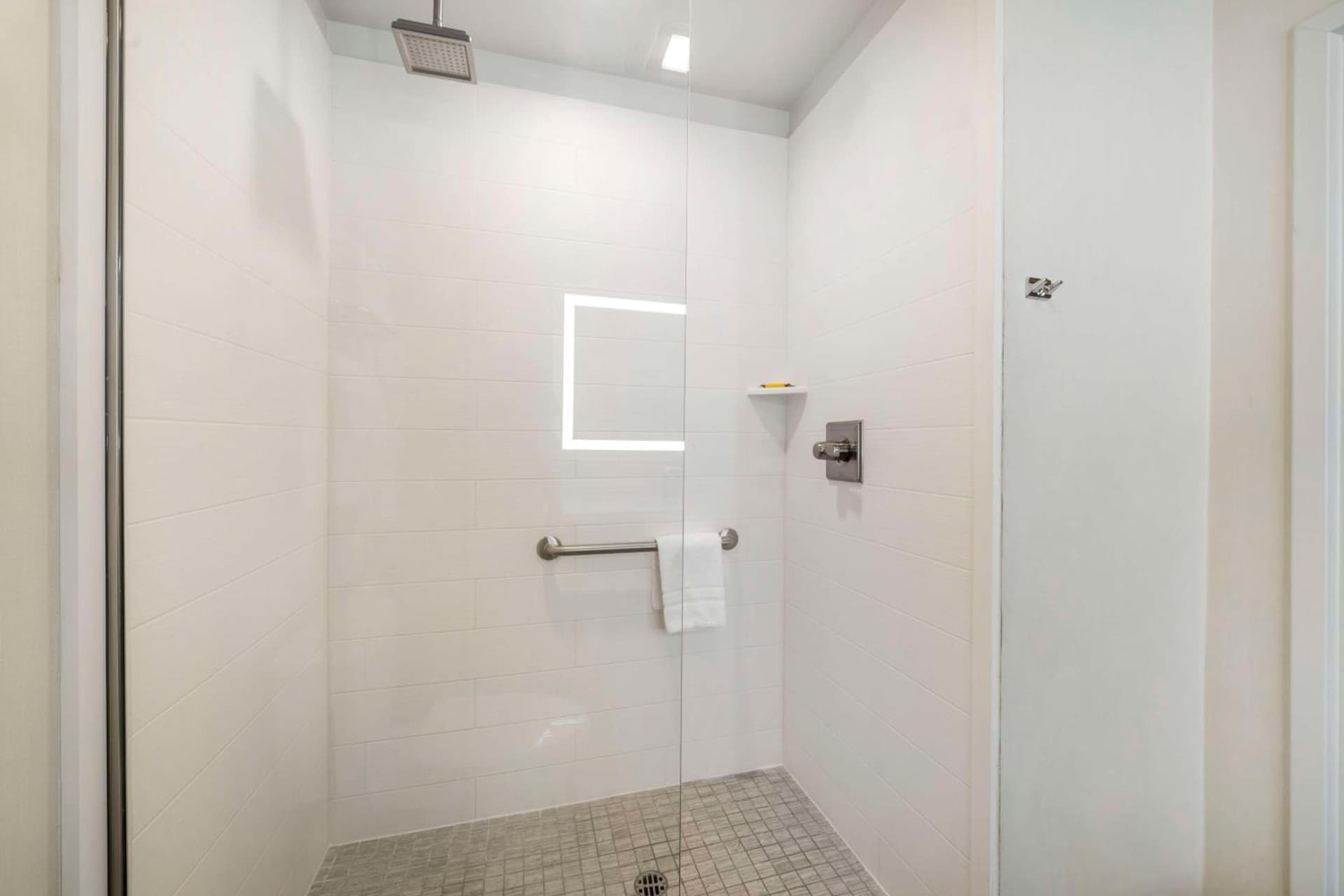 Best Western Plus Gardena-Los Angeles Inn & Suites gallery photo in Gardena, CA — image 30