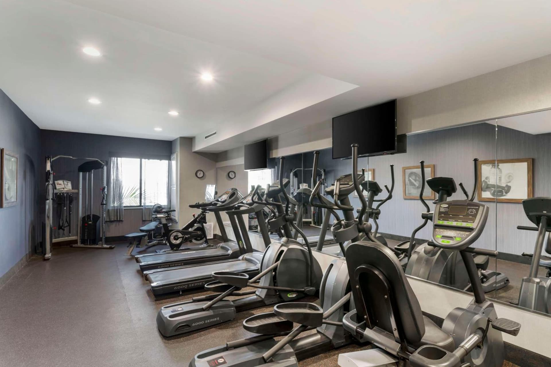 Best Western Plus Gardena-Los Angeles Inn & Suites gallery photo in Gardena, CA — image 28