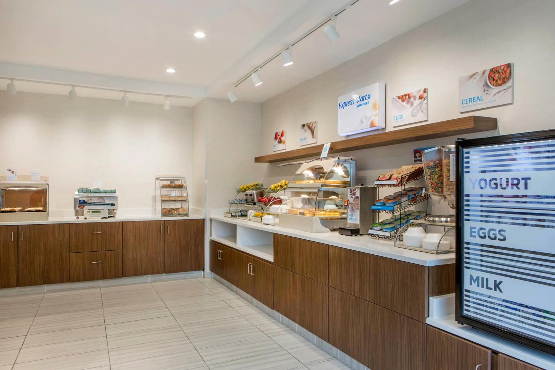 Holiday Inn Express & Suites Chicago West - St Charles by IHG gallery photo in Saint Charles, IL — image 11
