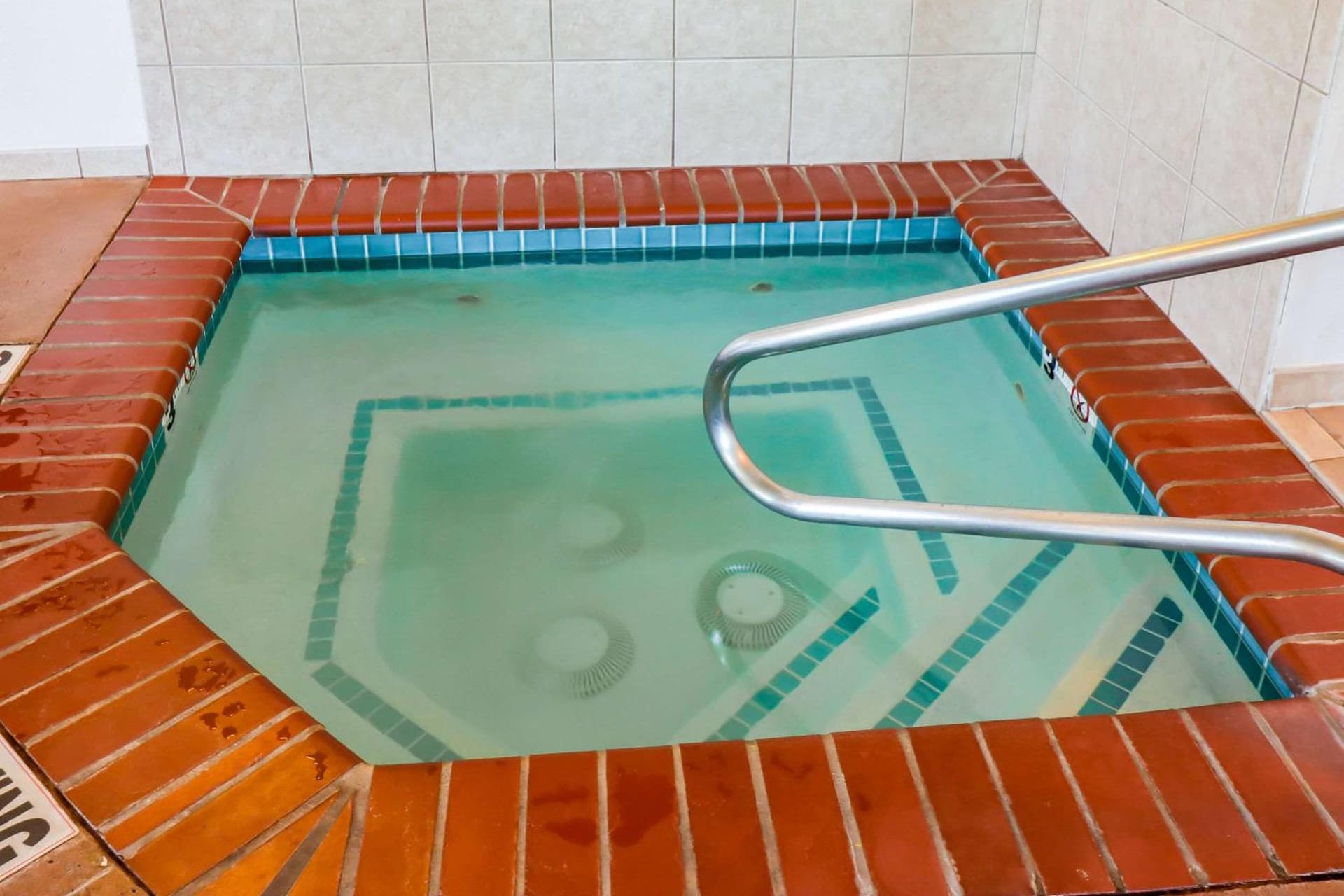 Quality Inn & Suites Sequim at Olympic National Park gallery photo in Sequim, WA — image 13