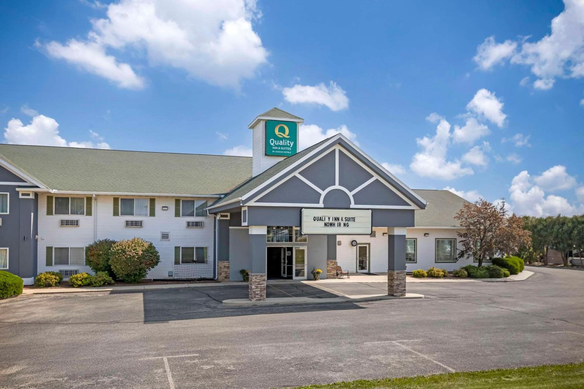 Quality Inn & Suites Stoughton - Madison South featured exterior or lobby in Stoughton, WI — similar hotel