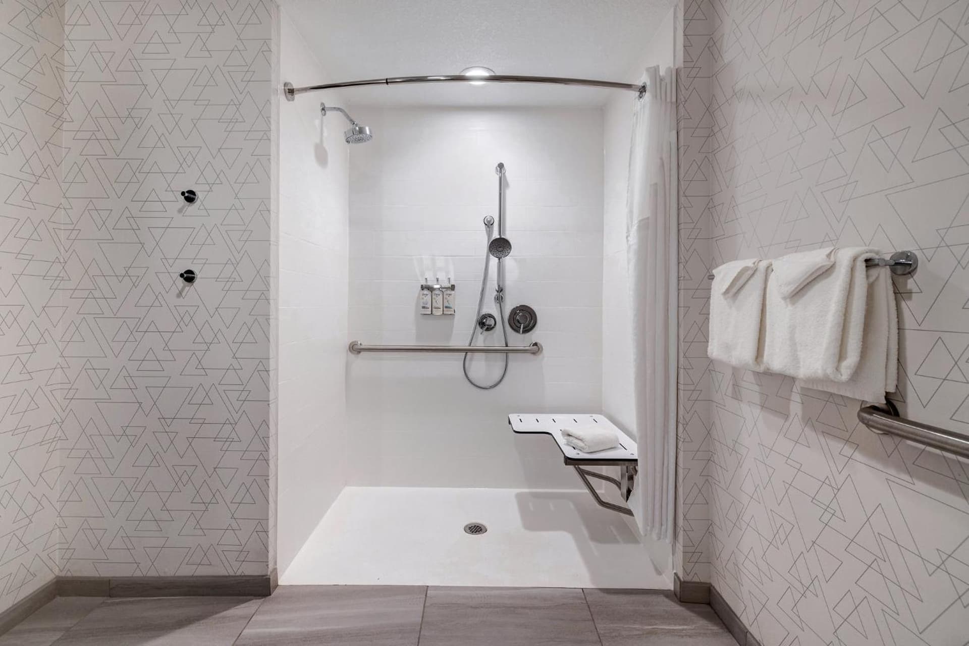 Holiday Inn Express & Suites Ontario - Chino Hills by IHG gallery photo in Chino Hills, CA — image 89