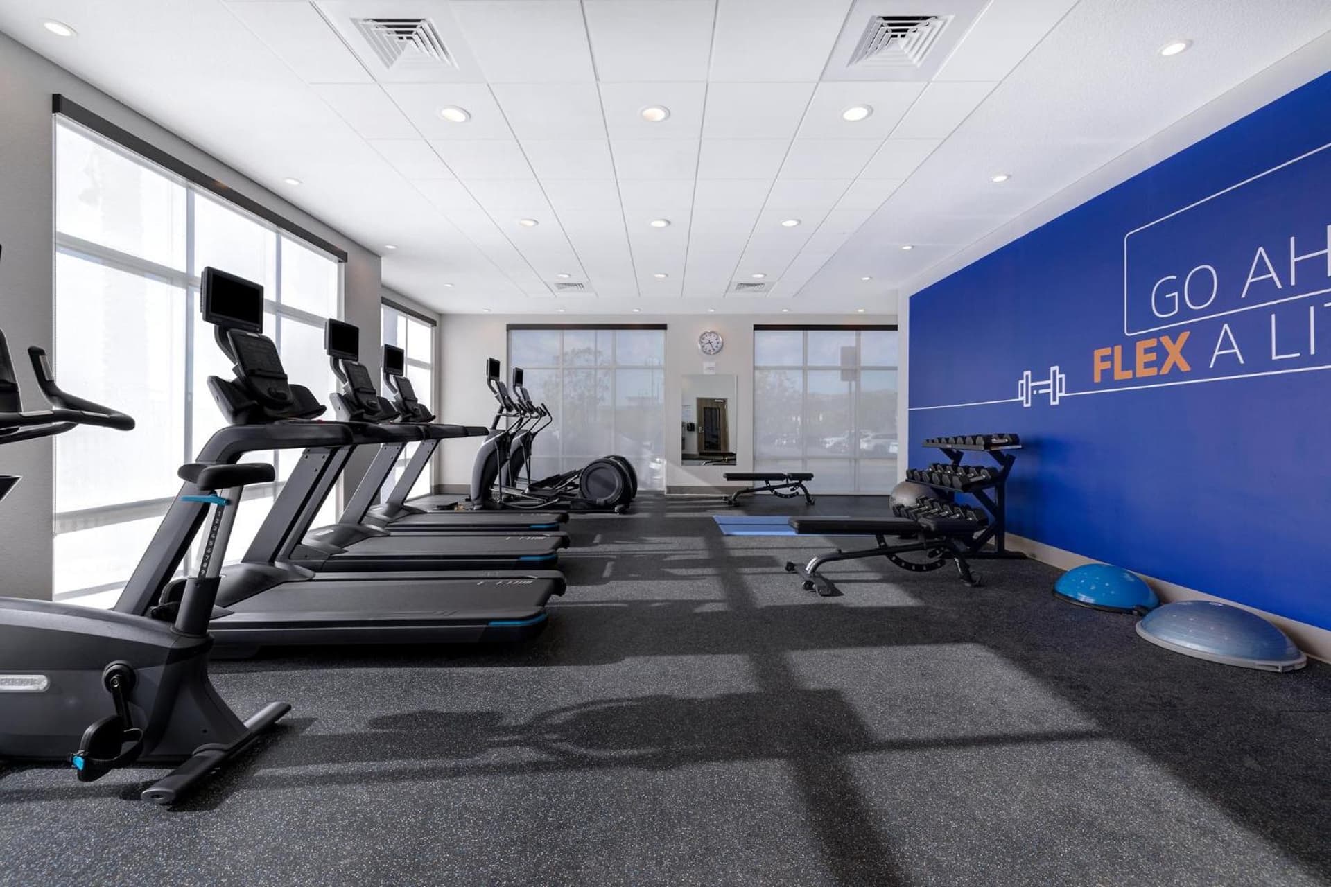 Holiday Inn Express & Suites Ontario - Chino Hills by IHG gallery photo in Chino Hills, CA — image 6