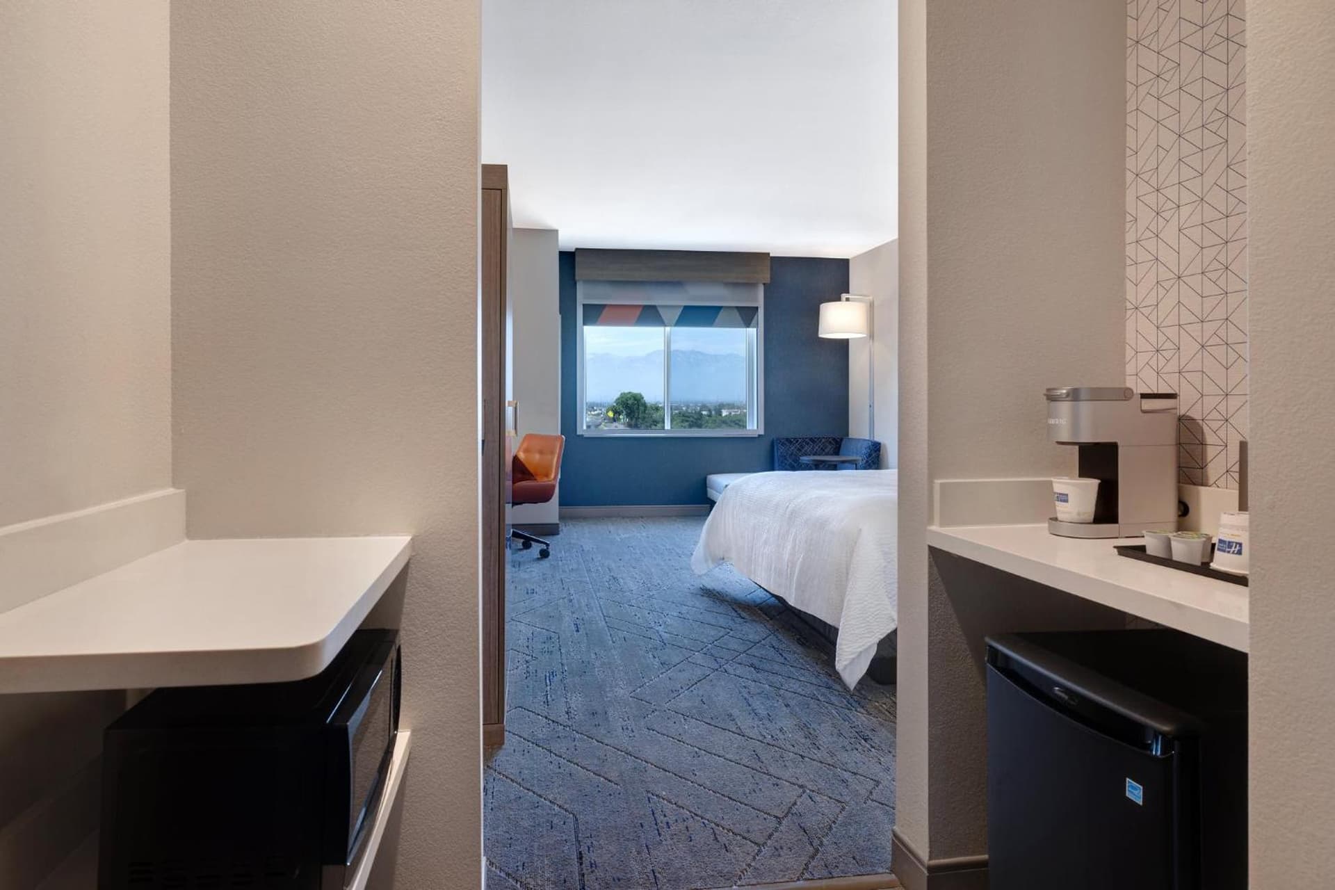Holiday Inn Express & Suites Ontario - Chino Hills by IHG gallery photo in Chino Hills, CA — image 33