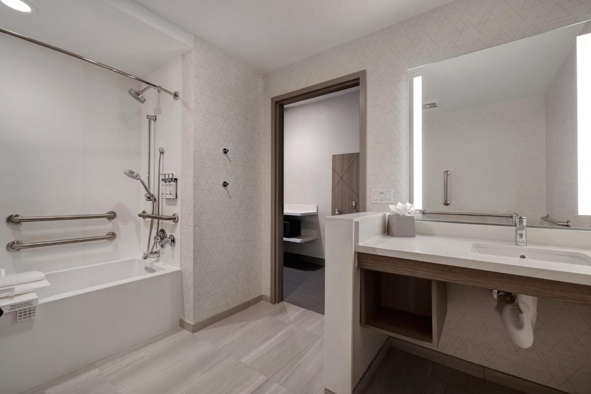 Holiday Inn Express & Suites Ontario - Chino Hills by IHG gallery photo in Chino Hills, CA — image 58
