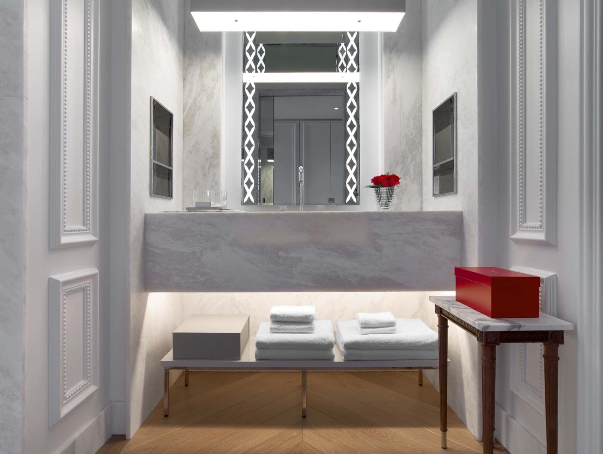 Baccarat Hotel and Residences New York gallery photo in New York, NY — image 5