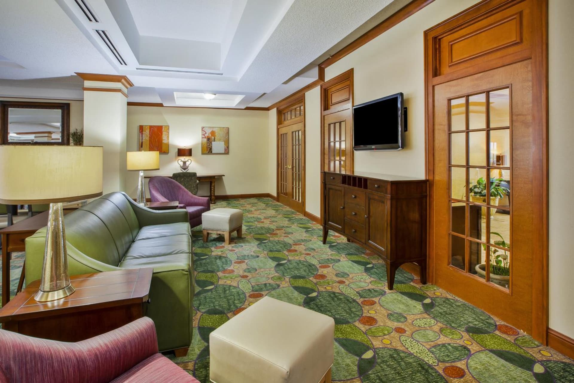Holiday Inn Express Hotel & Suites Bryan-Montpelier by IHG interior in Holiday City, OH — gallery photo 2