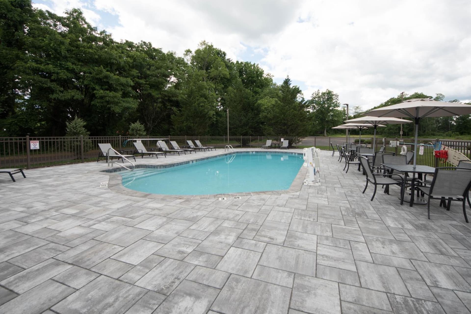 DoubleTree by Hilton Tinton Falls-Eatontown gallery photo in Tinton Falls, NJ — image 119