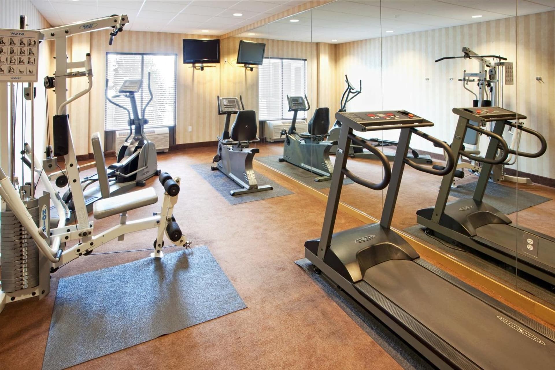 Holiday Inn Express Hotel & Suites Hagerstown by IHG gallery photo in Hagerstown, MD — image 45