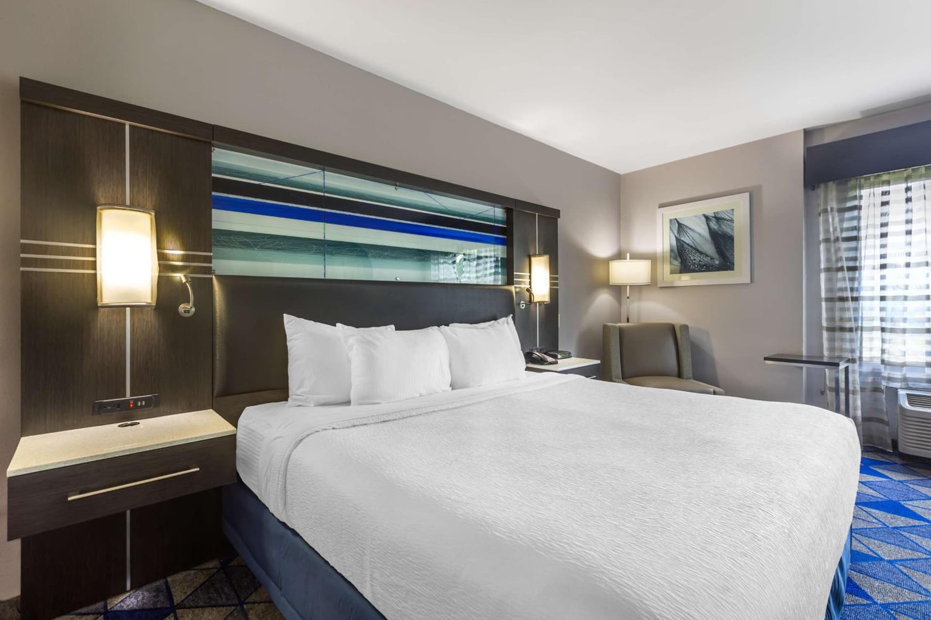 Best Western Plus Spartanburg interior in Spartanburg, SC — gallery photo 2