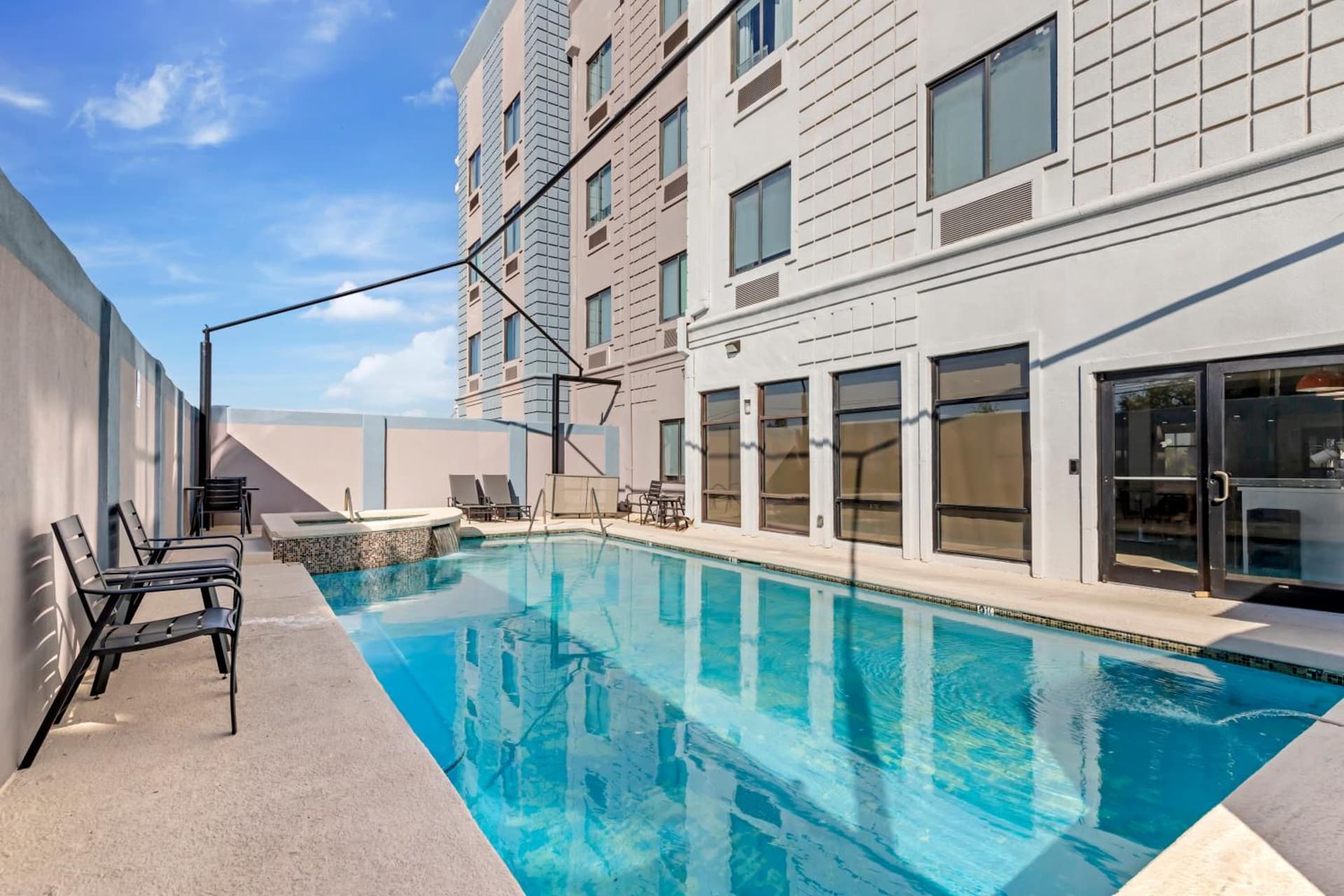 Comfort Suites Laredo - Nuevo Laredo gallery photo in Laredo, TX — image 41