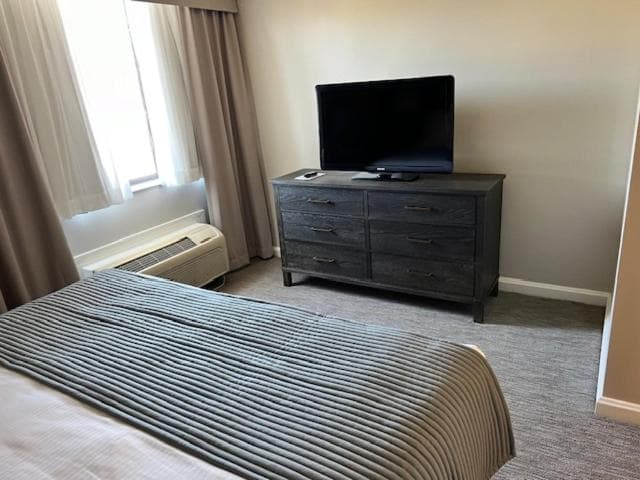Ethan Allen Hotel gallery photo in Danbury, CT — image 27