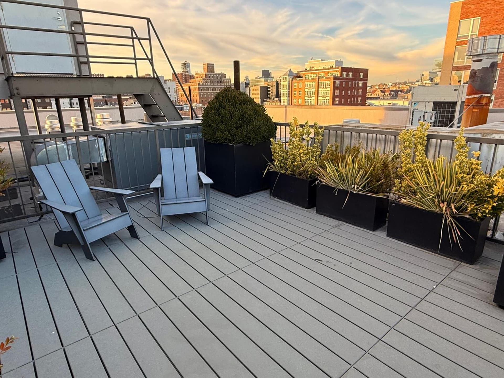 NYC Studio with Private Bathroom & Kitchenette featured exterior or lobby in New York, NY — similar hotel
