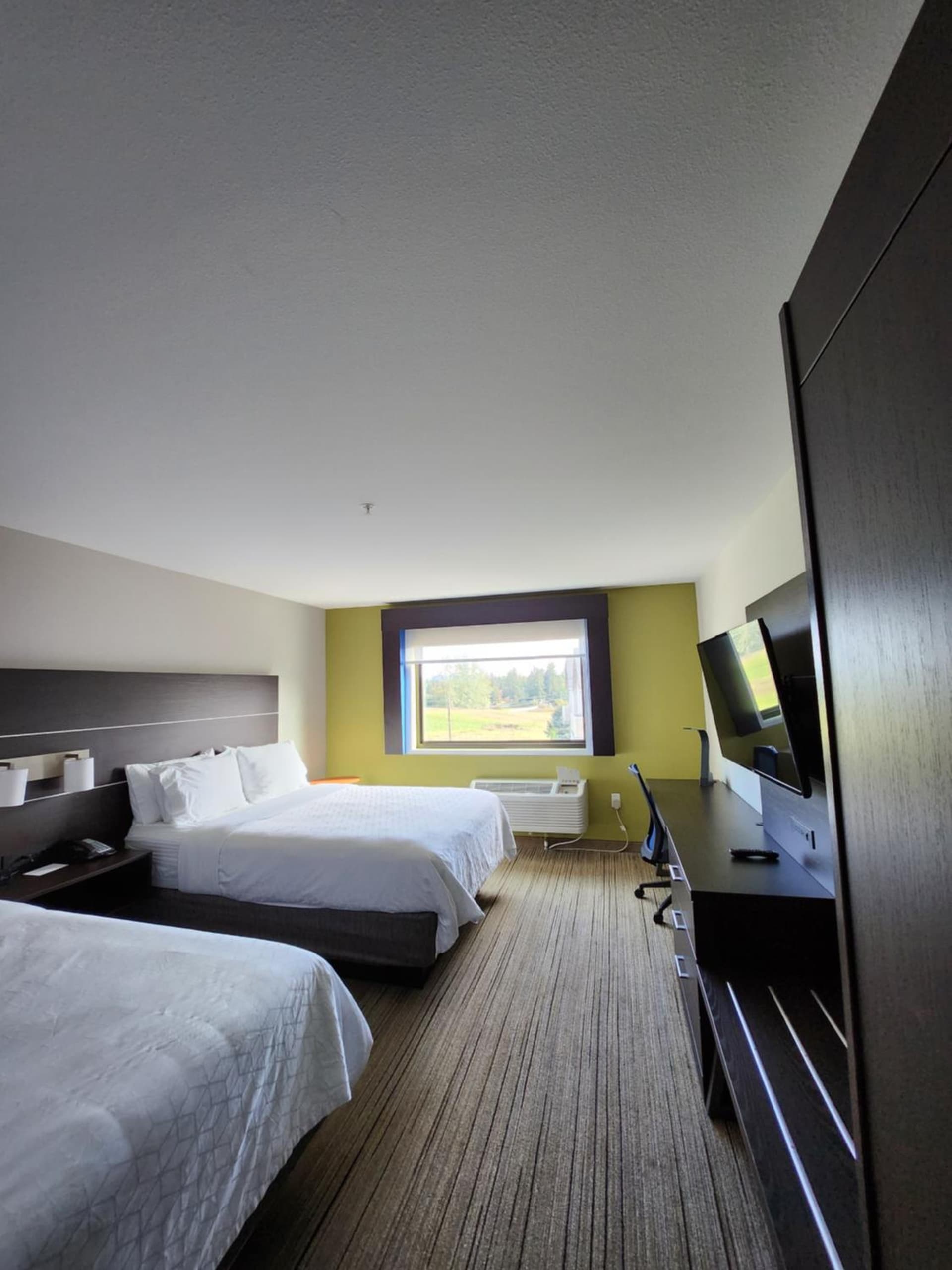 Holiday Inn Express & Suites - Camas by IHG gallery photo in Camas, WA — image 9