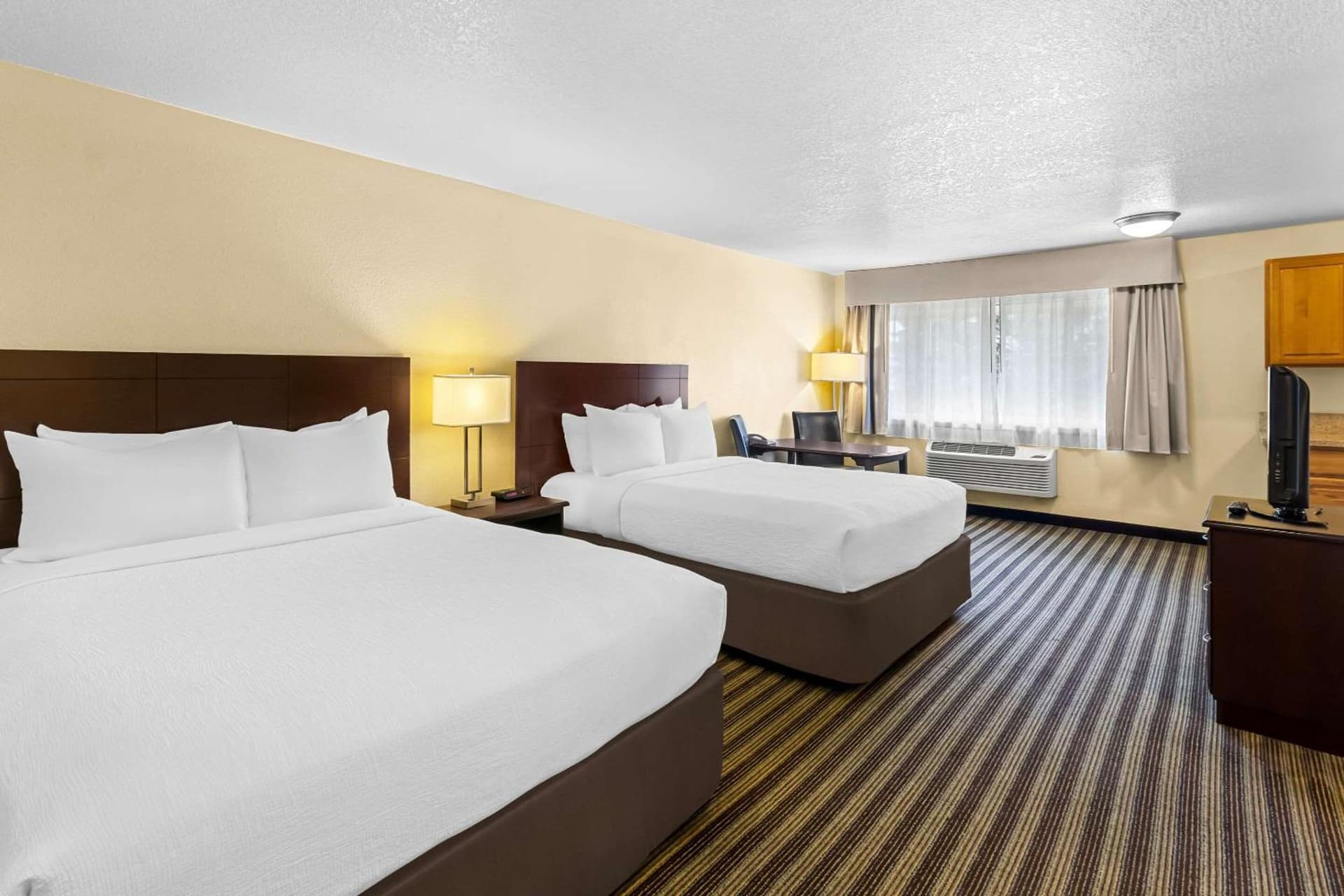 Quality Inn & Suites Vancouver - Hazel Dell gallery photo in Vancouver, WA — image 48