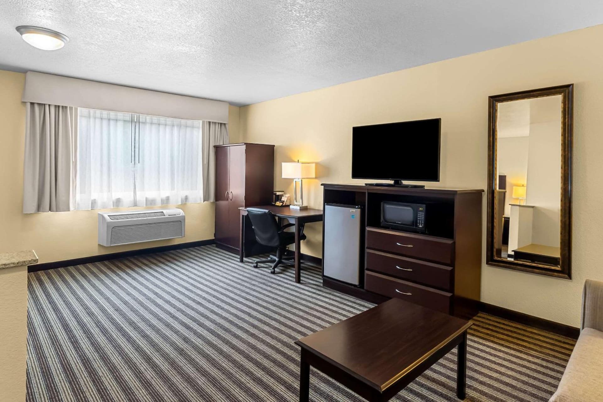 Quality Inn & Suites Vancouver - Hazel Dell gallery photo in Vancouver, WA — image 44