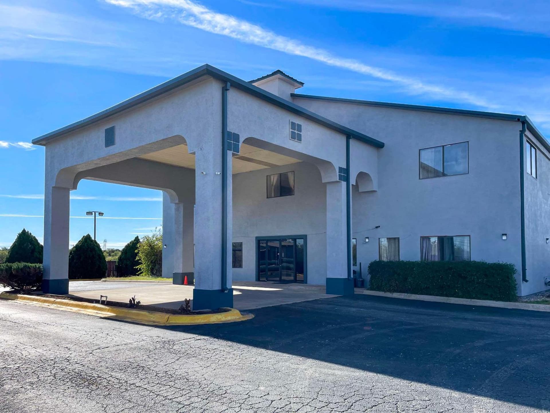 Econo Lodge Inn & Suites Sweetwater I-20 featured exterior or lobby in Sweetwater, TX — similar hotel