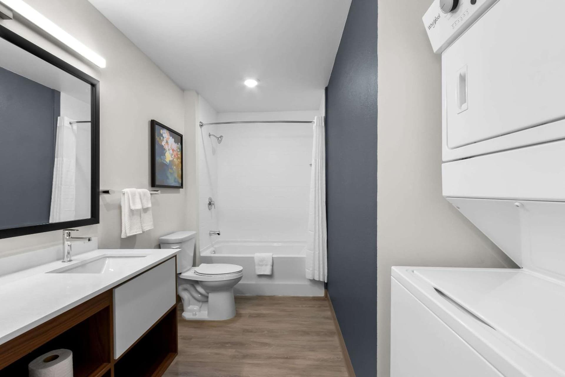 Everhome Suites Glendale Sports Entertainment District by Choice Hotels gallery photo in Glendale, AZ — image 24