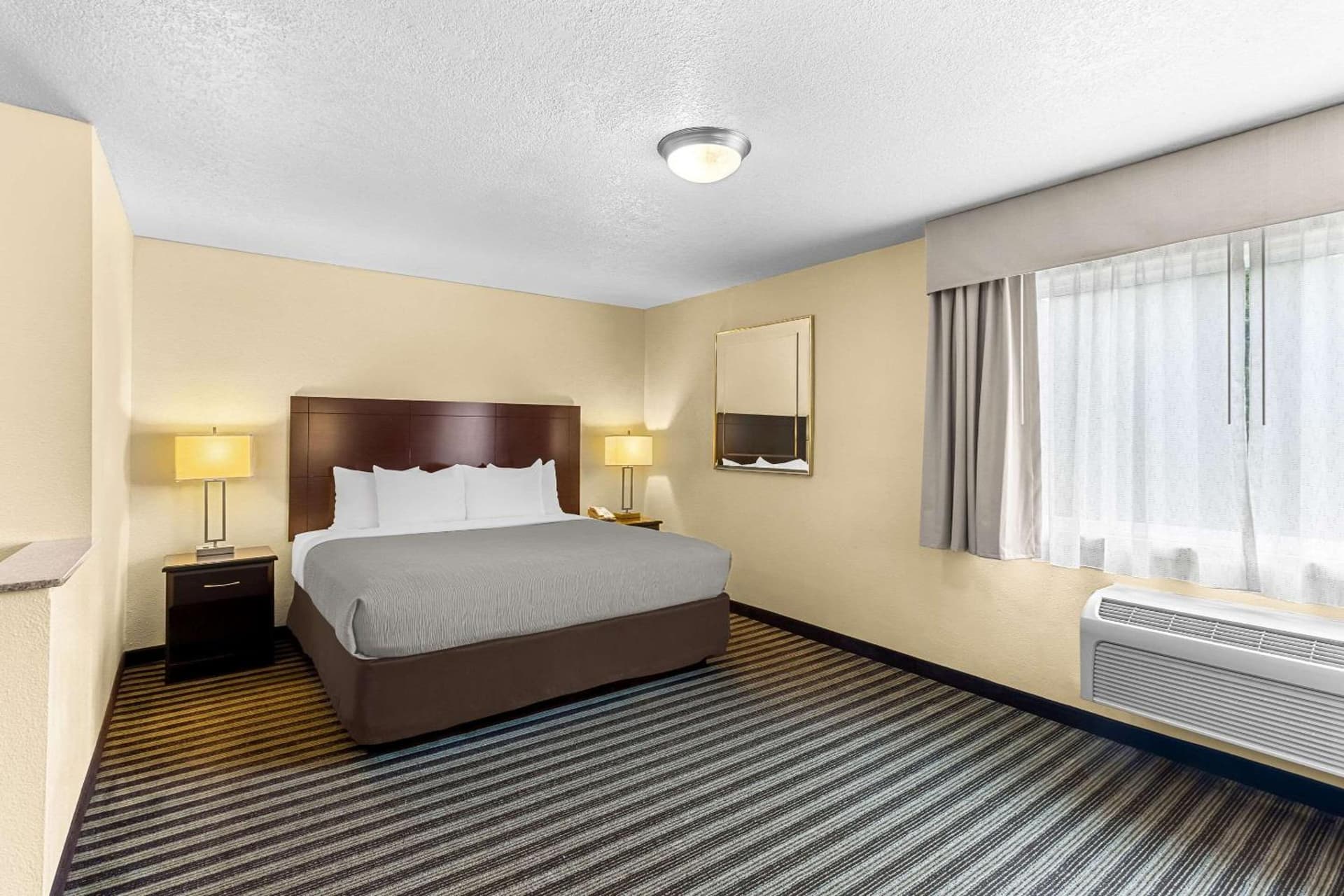 Quality Inn & Suites Vancouver - Hazel Dell gallery photo in Vancouver, WA — image 33