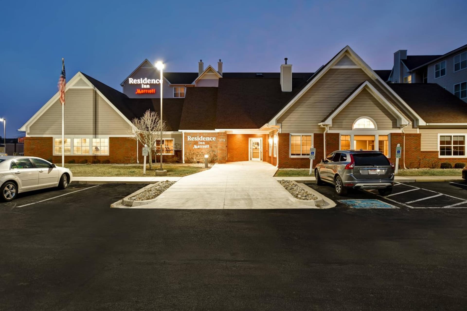 Residence Inn by Marriott Dayton Beavercreek gallery photo in Beavercreek, OH — image 9