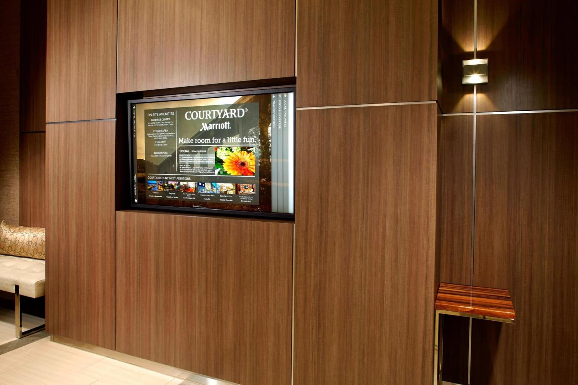 Courtyard by Marriott Akron Downtown gallery photo in Akron, OH — image 5