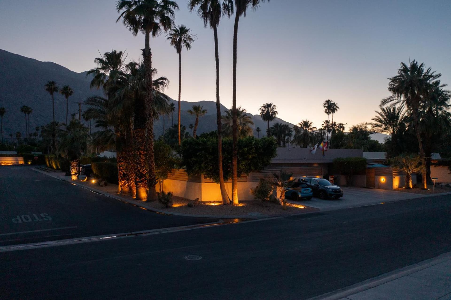El Noa Noa - 21 and Over gallery photo in Palm Springs, CA — image 84