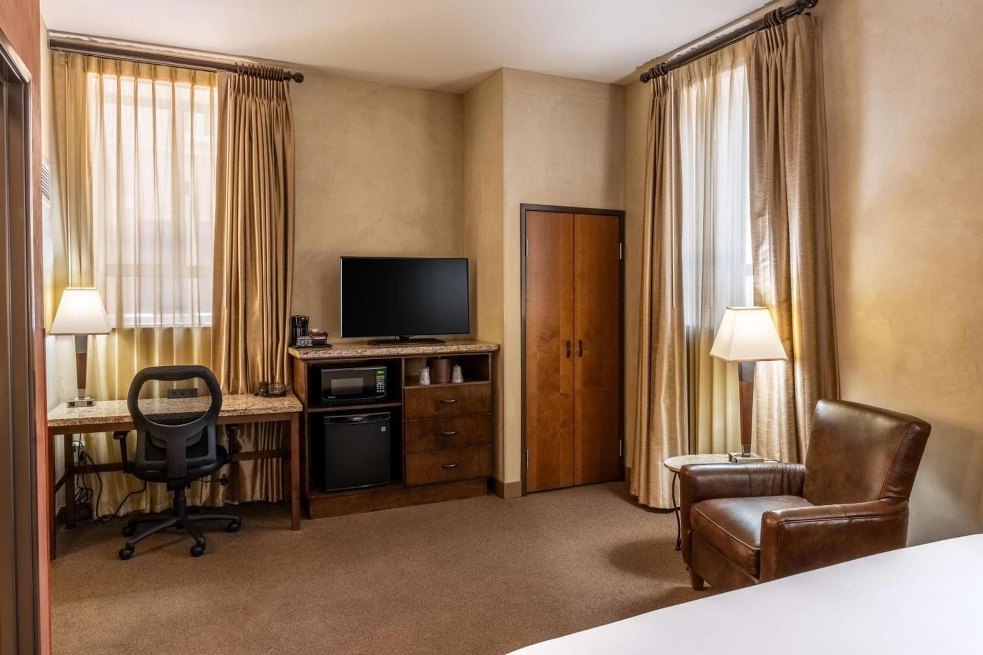 Drury Plaza Hotel in Santa Fe gallery photo in Santa Fe, NM — image 13