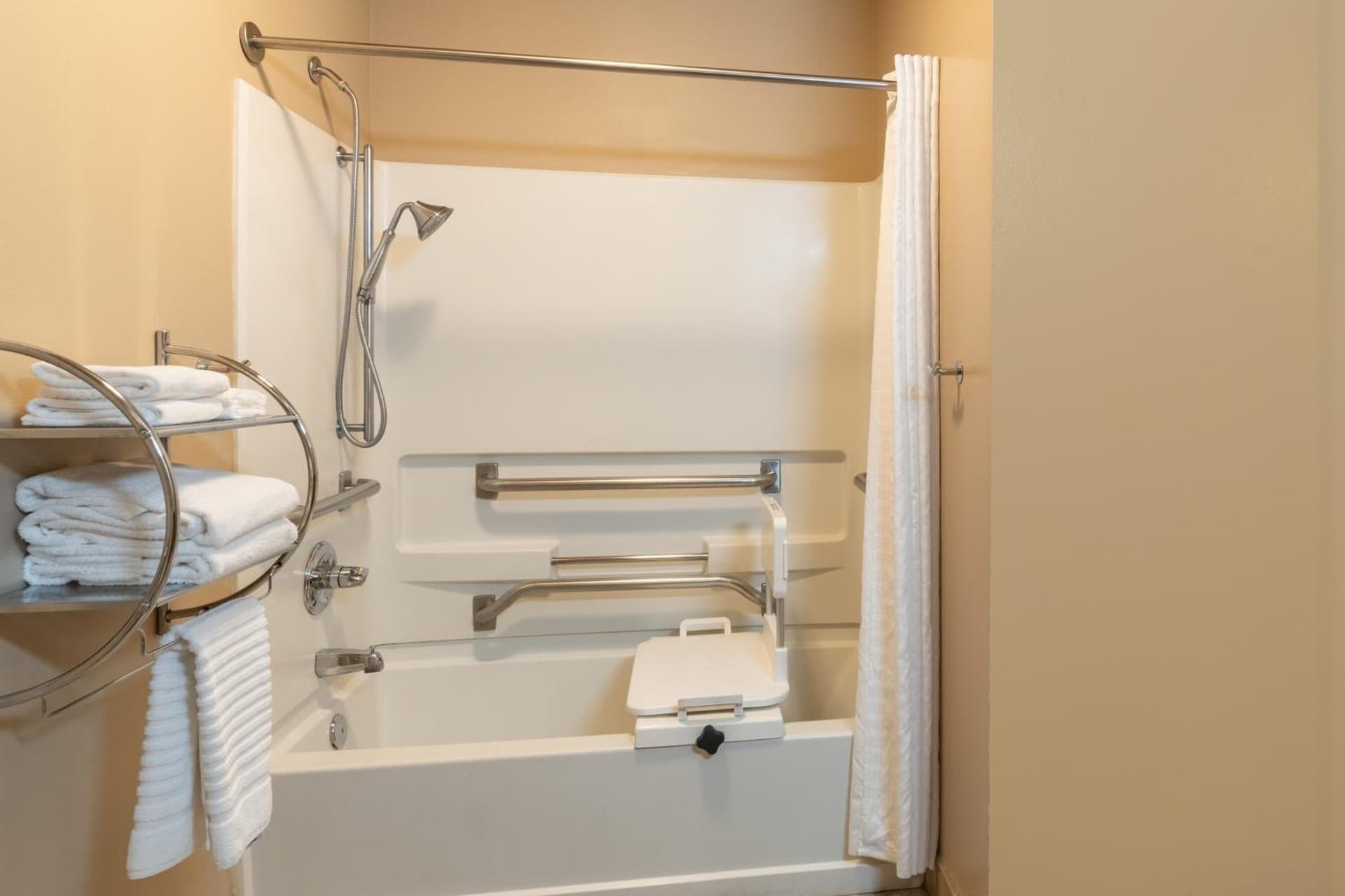 Comfort Inn & Suites Boulder gallery photo in Boulder, CO — image 48