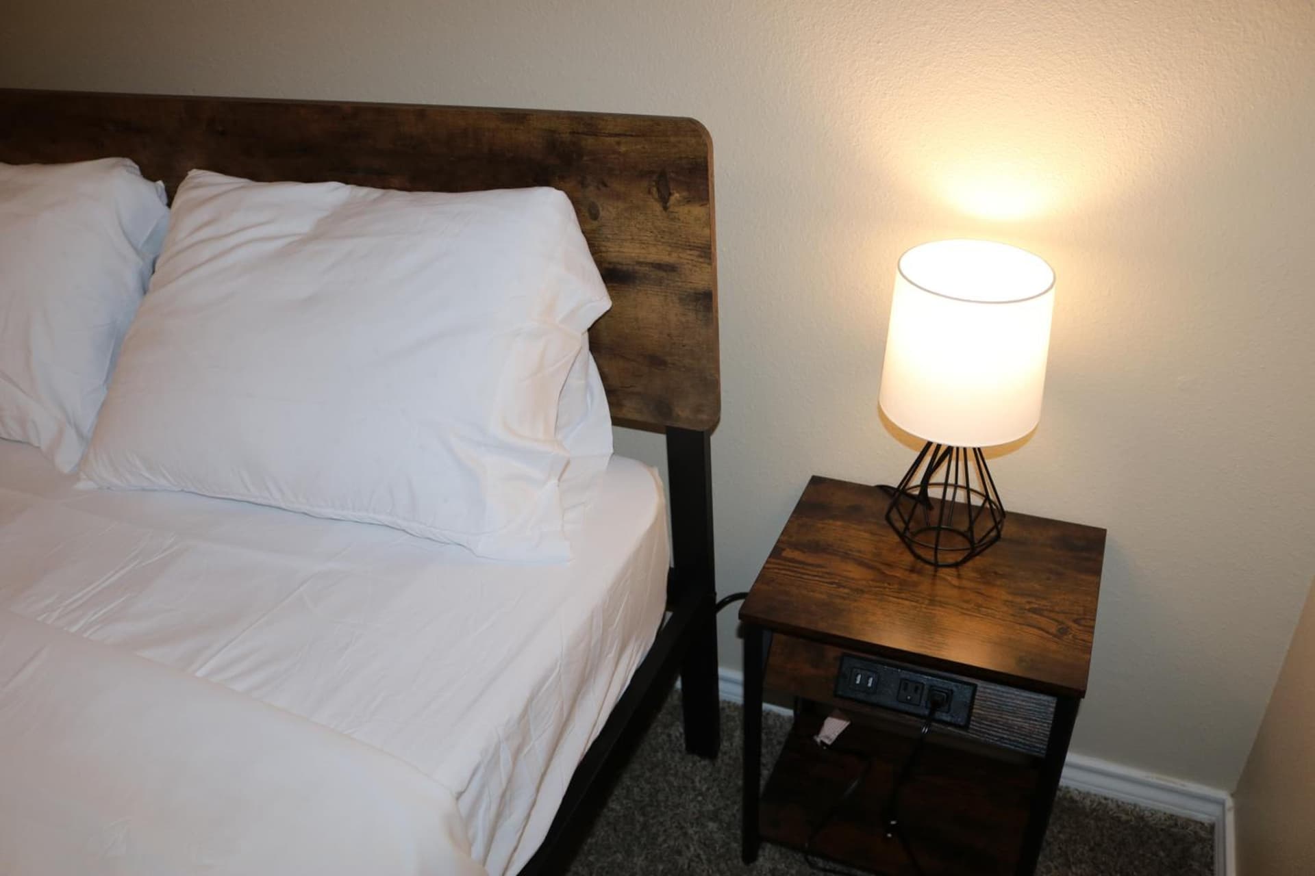 Lubbock haven Rooms with individual Bathrooms interior in Lubbock, TX — gallery photo 2