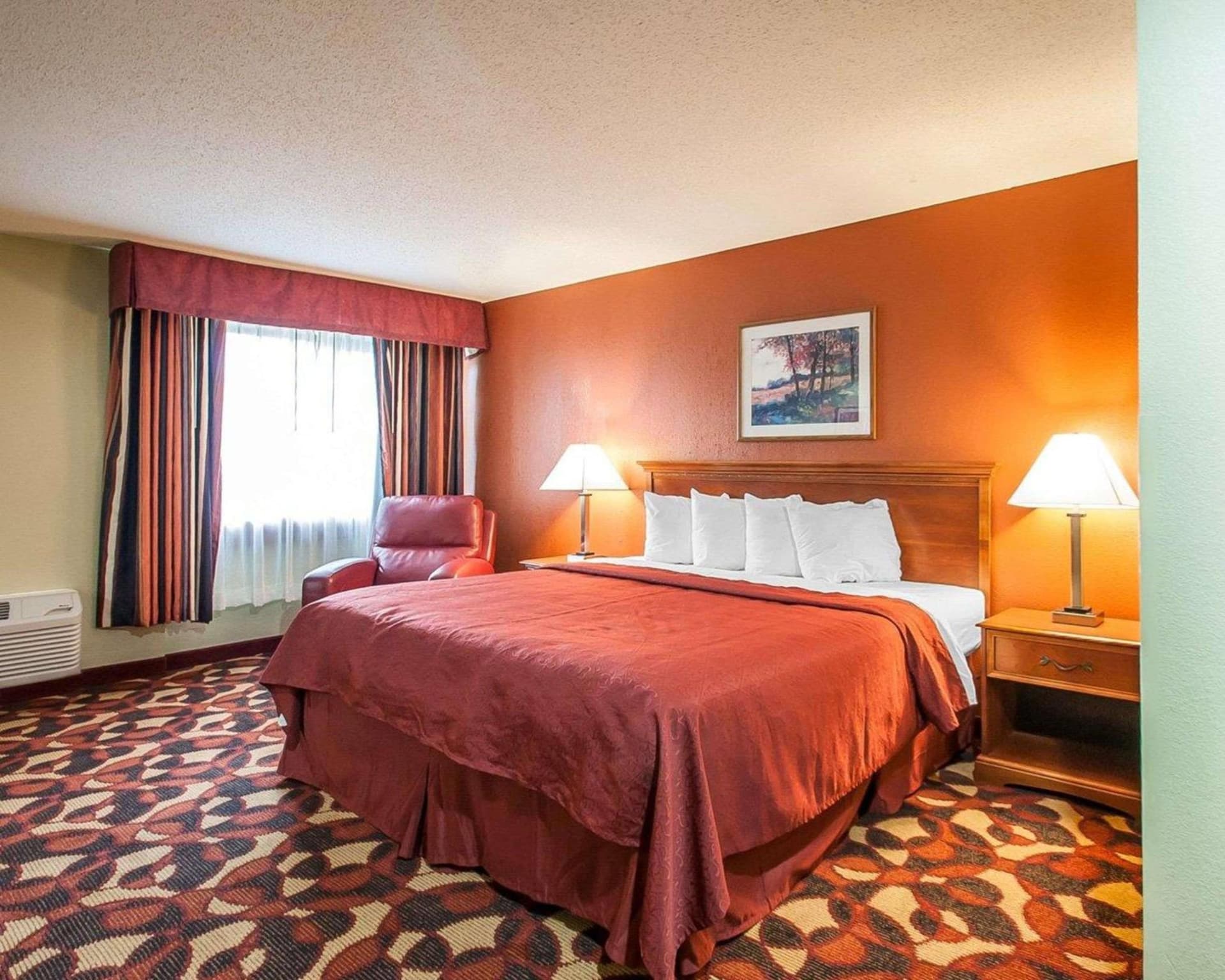 Quality Inn & Suites Kansas City I-435N Near Sports Complex property views in Kansas City, MO — gallery photo 3