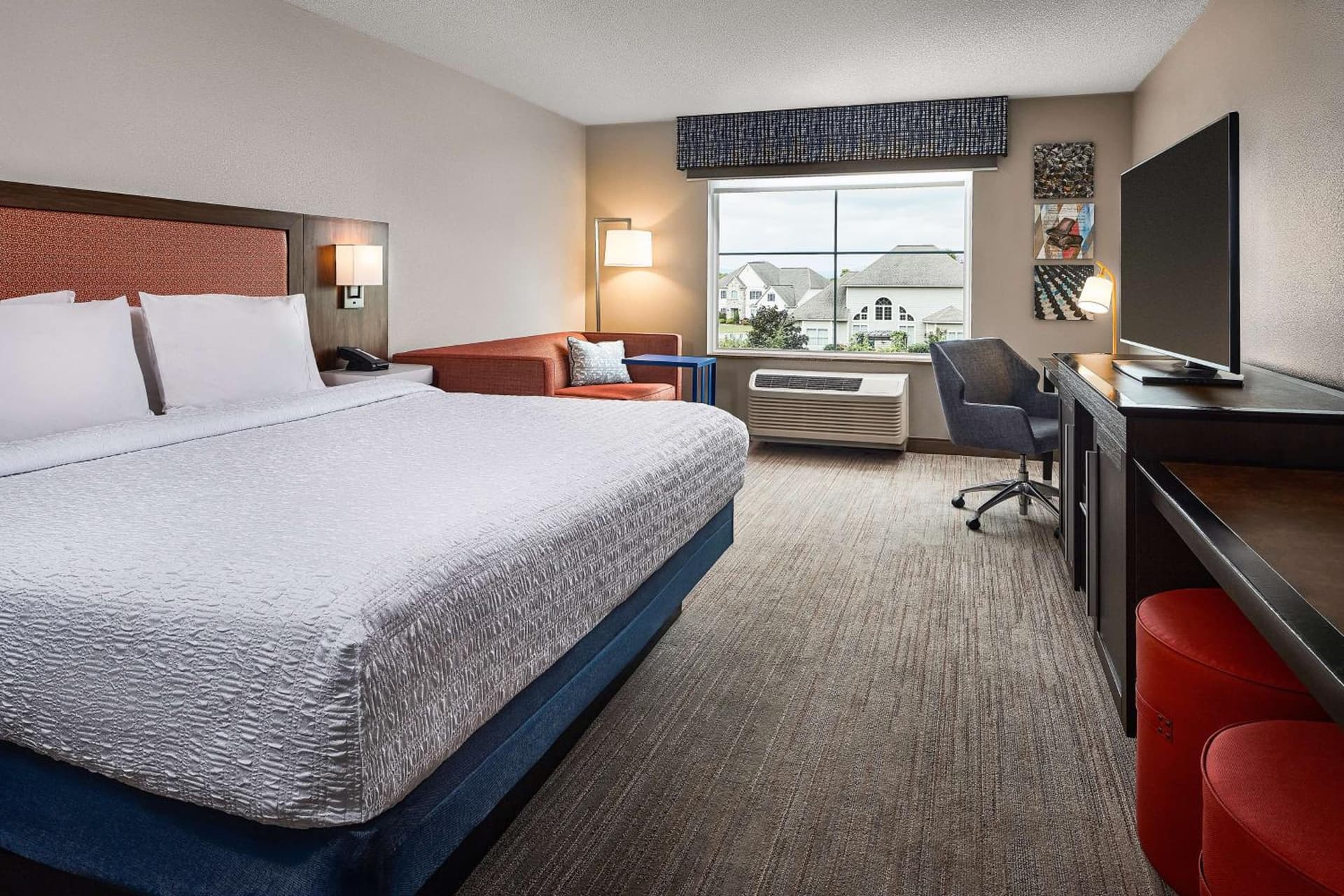 Hampton Inn & Suites Hershey Near the Park gallery photo in Hummelstown, PA — image 13