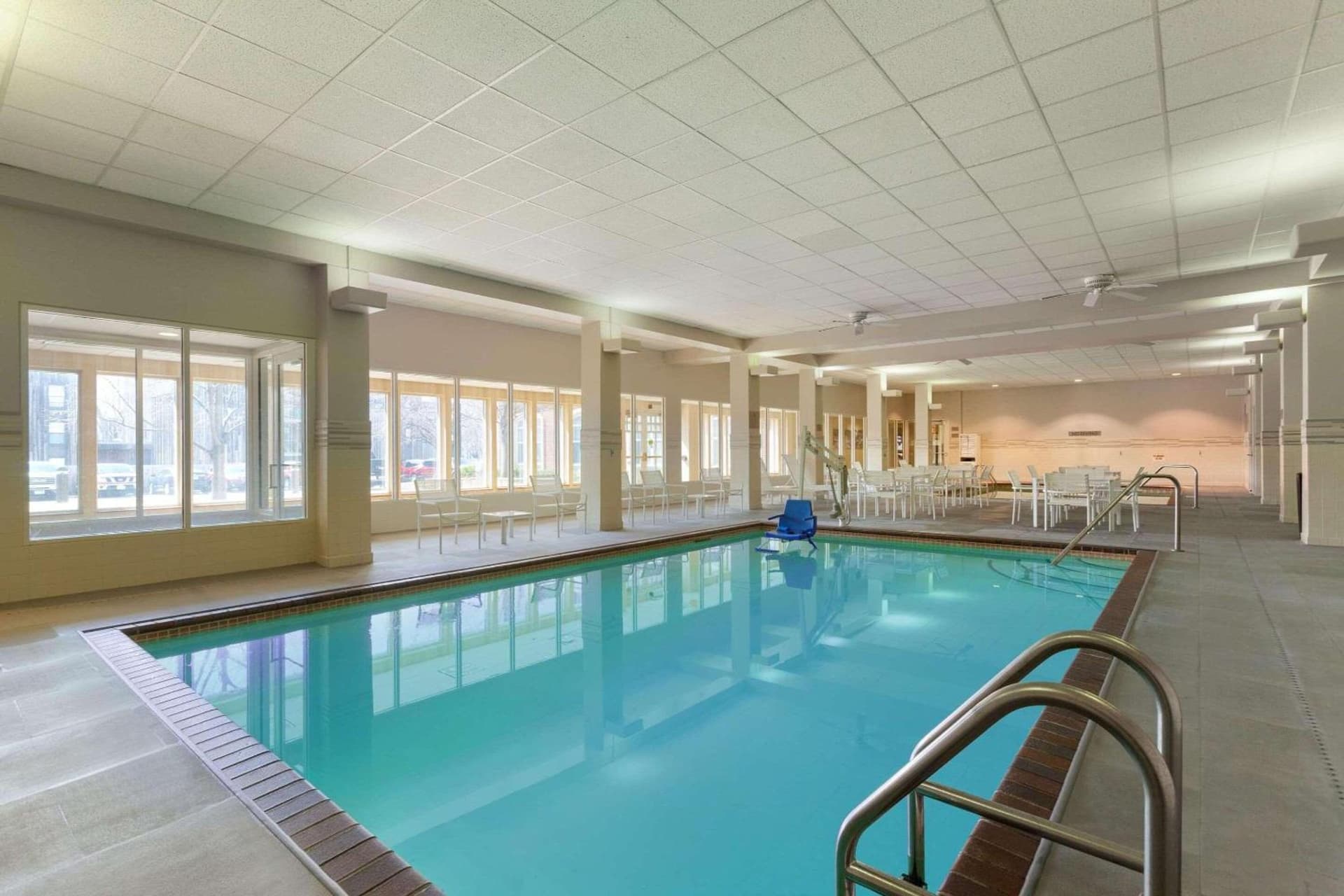 Country Inn & Suites by Radisson, Bloomington at Mall of America, MN gallery photo in Bloomington, MN — image 34