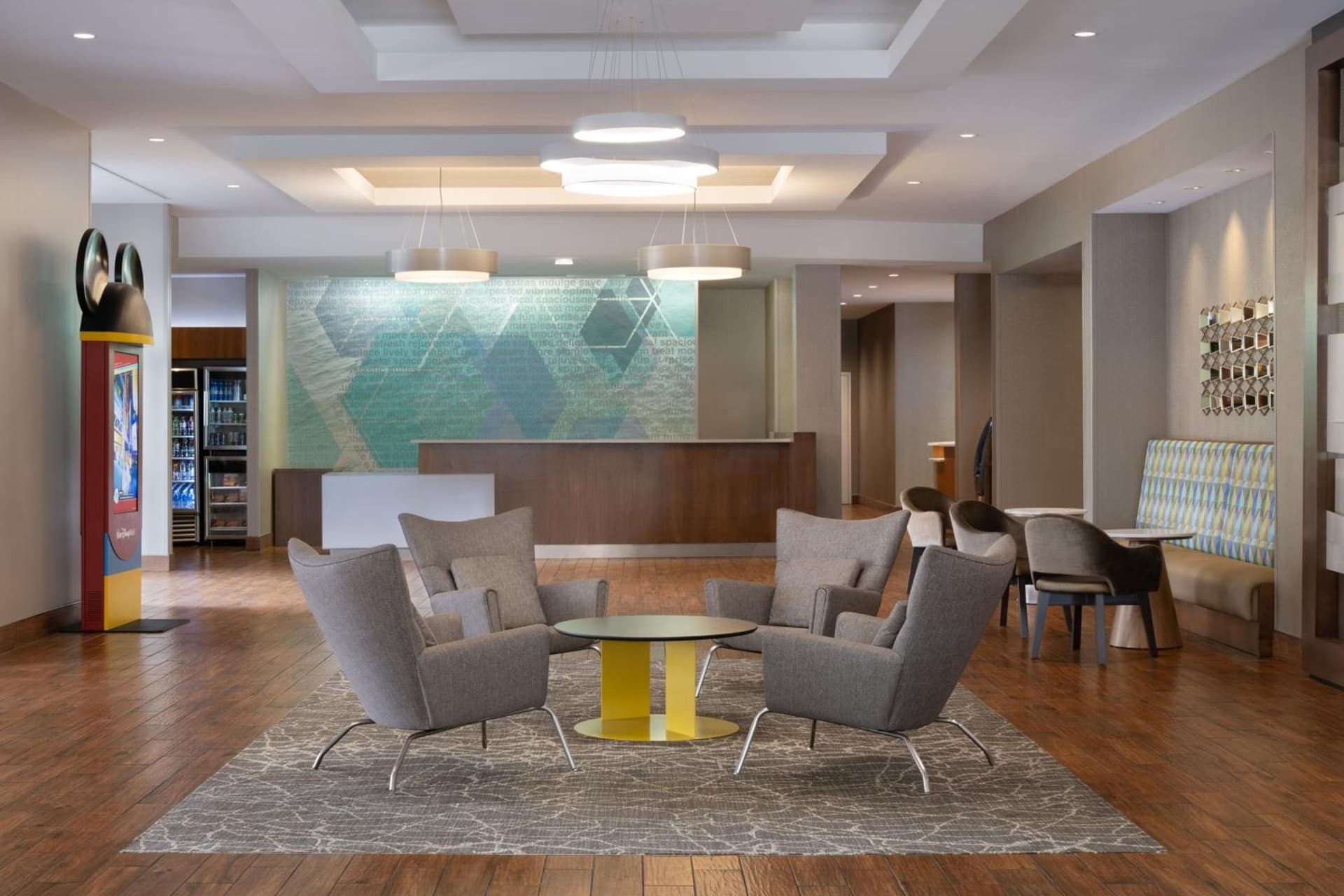 SpringHill Suites by Marriott Orlando at FLAMINGO CROSSINGS Town Center-Western Entrance gallery photo in Orlando, FL — image 19