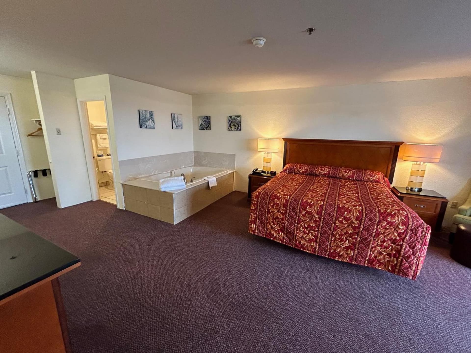 Bayview Inn property views in Crescent City, CA — gallery photo 3