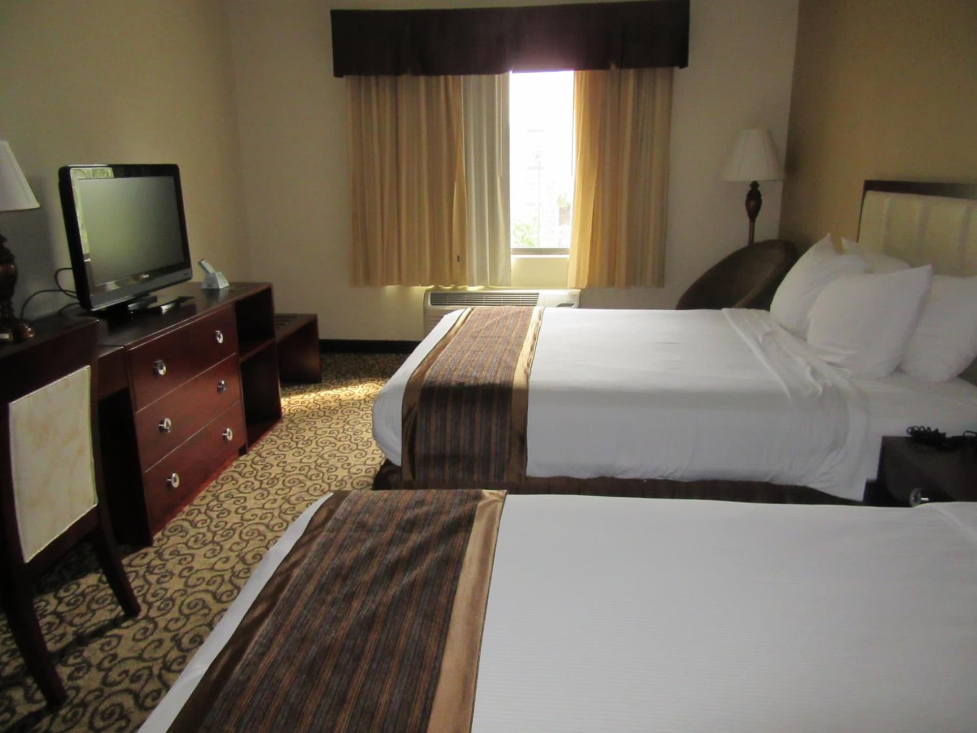 Baymont by Wyndham Columbia Fort Jackson interior in Columbia, SC — gallery photo 2