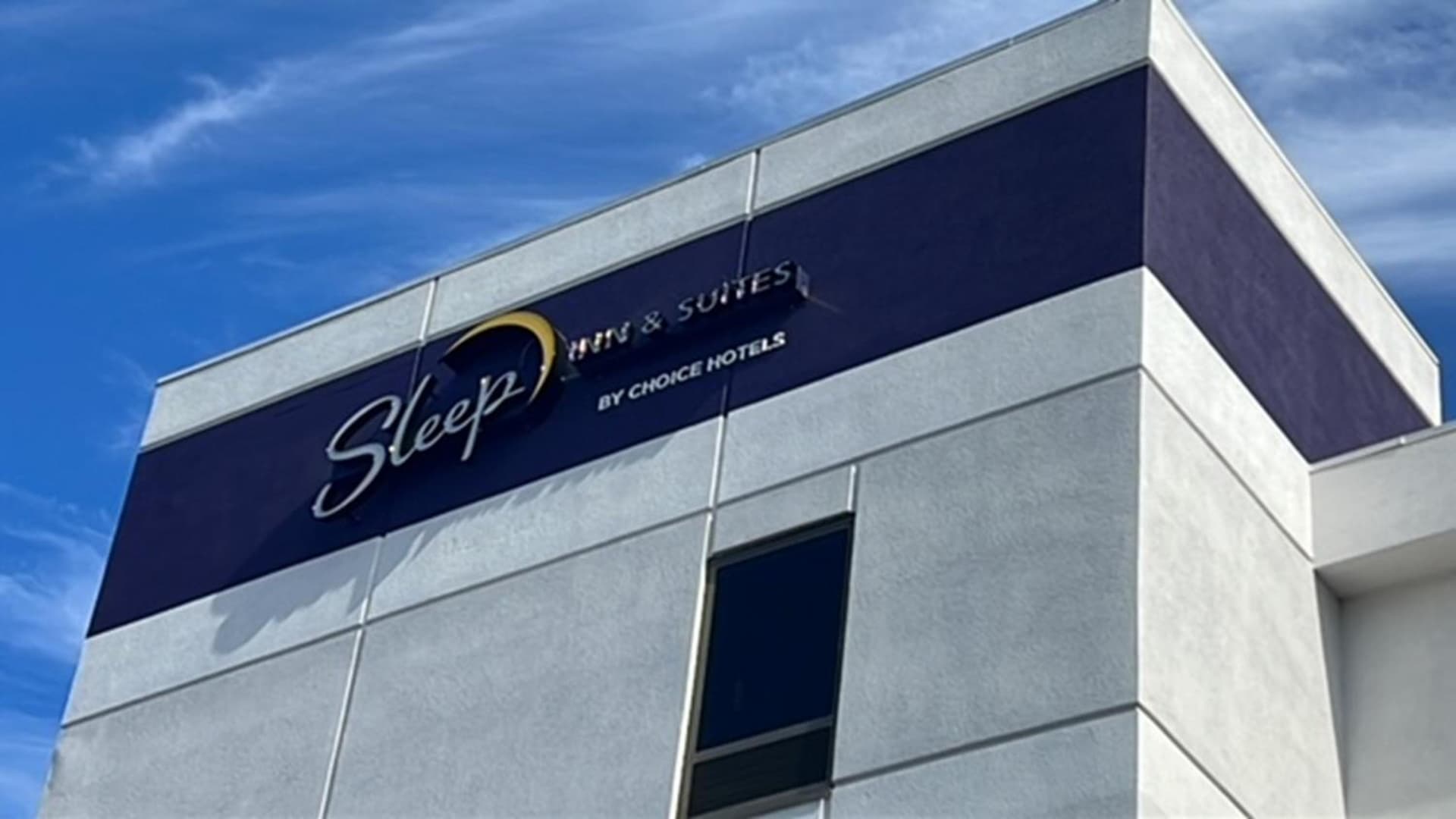 Sleep Inn & Suites Memphis Southeast interior in Memphis, TN — gallery photo 2