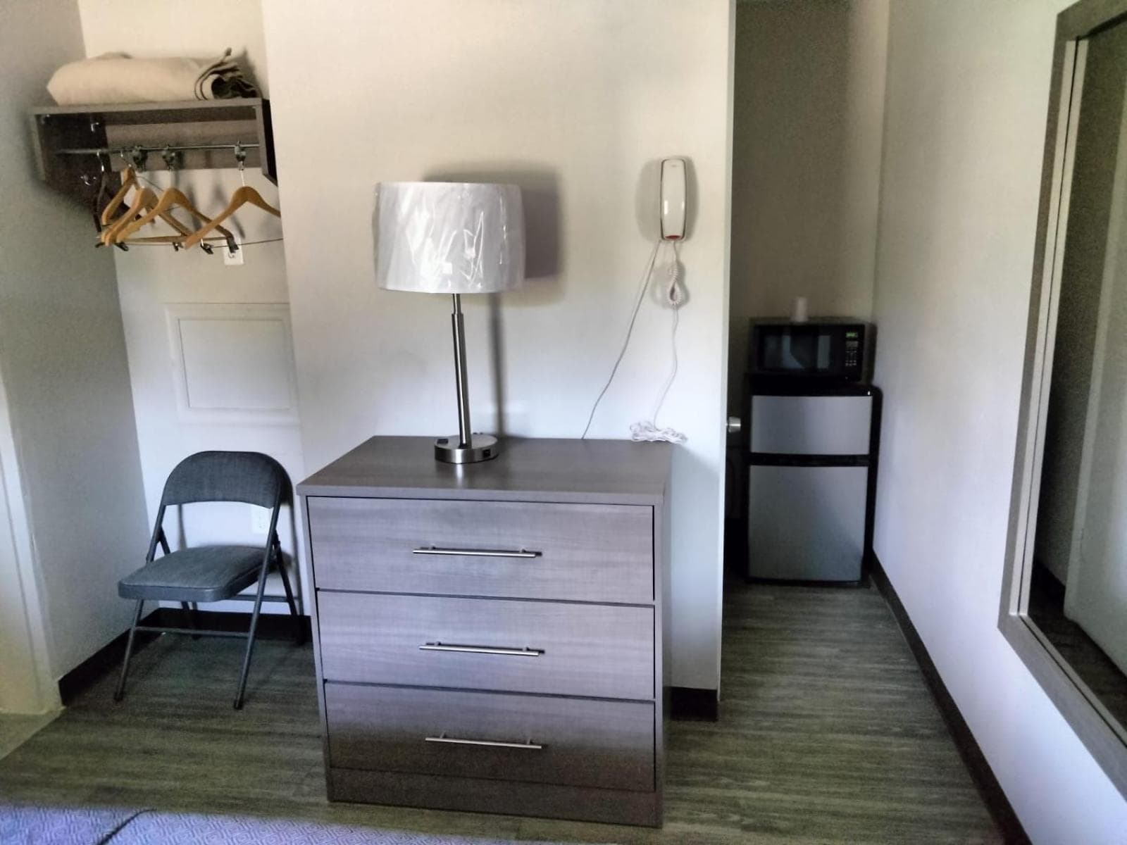Trolley Stop Motel Philadelphia Media interior in Media, PA — gallery photo 2